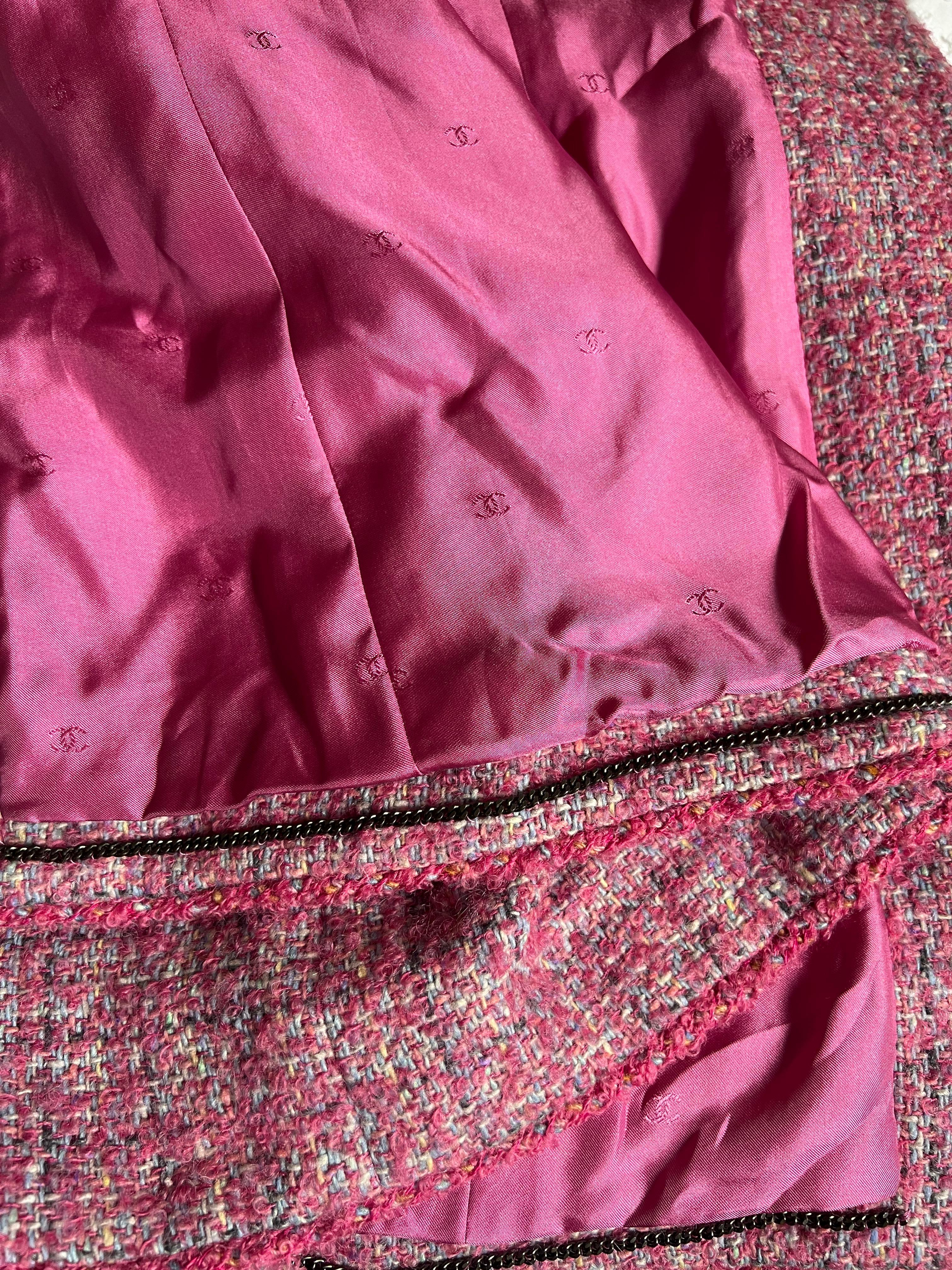 Chanel Pink Tweed Jacket For Sale 3