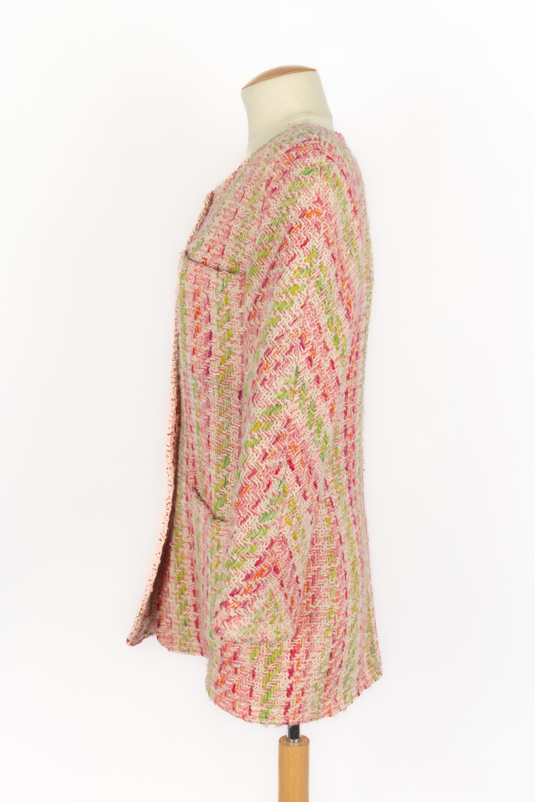 Chanel Rosa Tweed-Jacke im Angebot 1