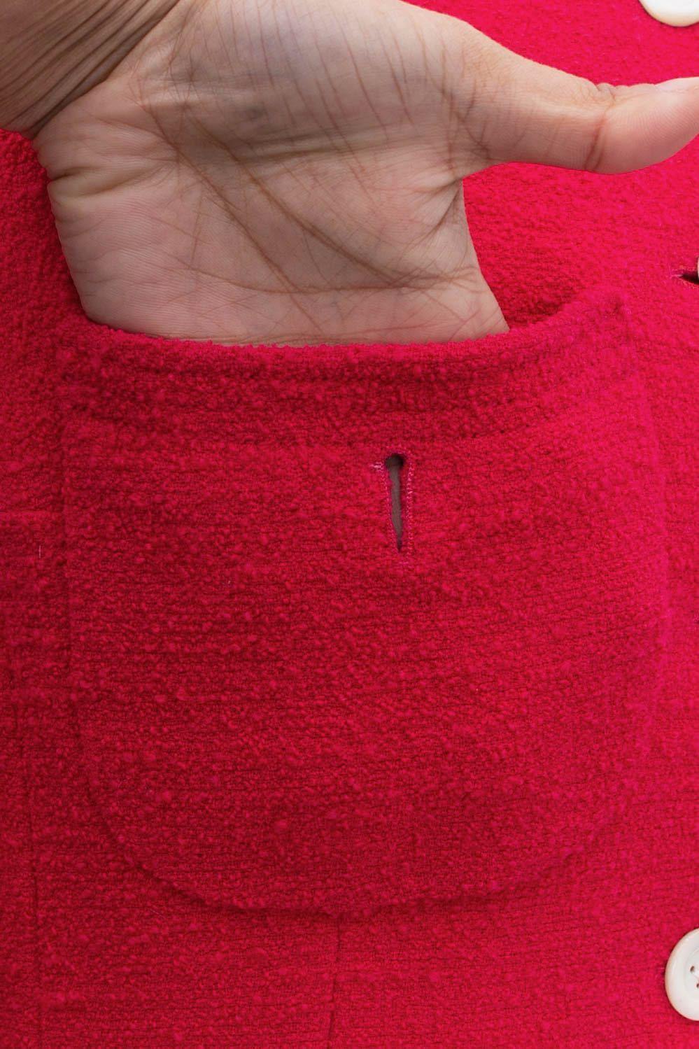 Chanel pink tweed jacket For Sale 3