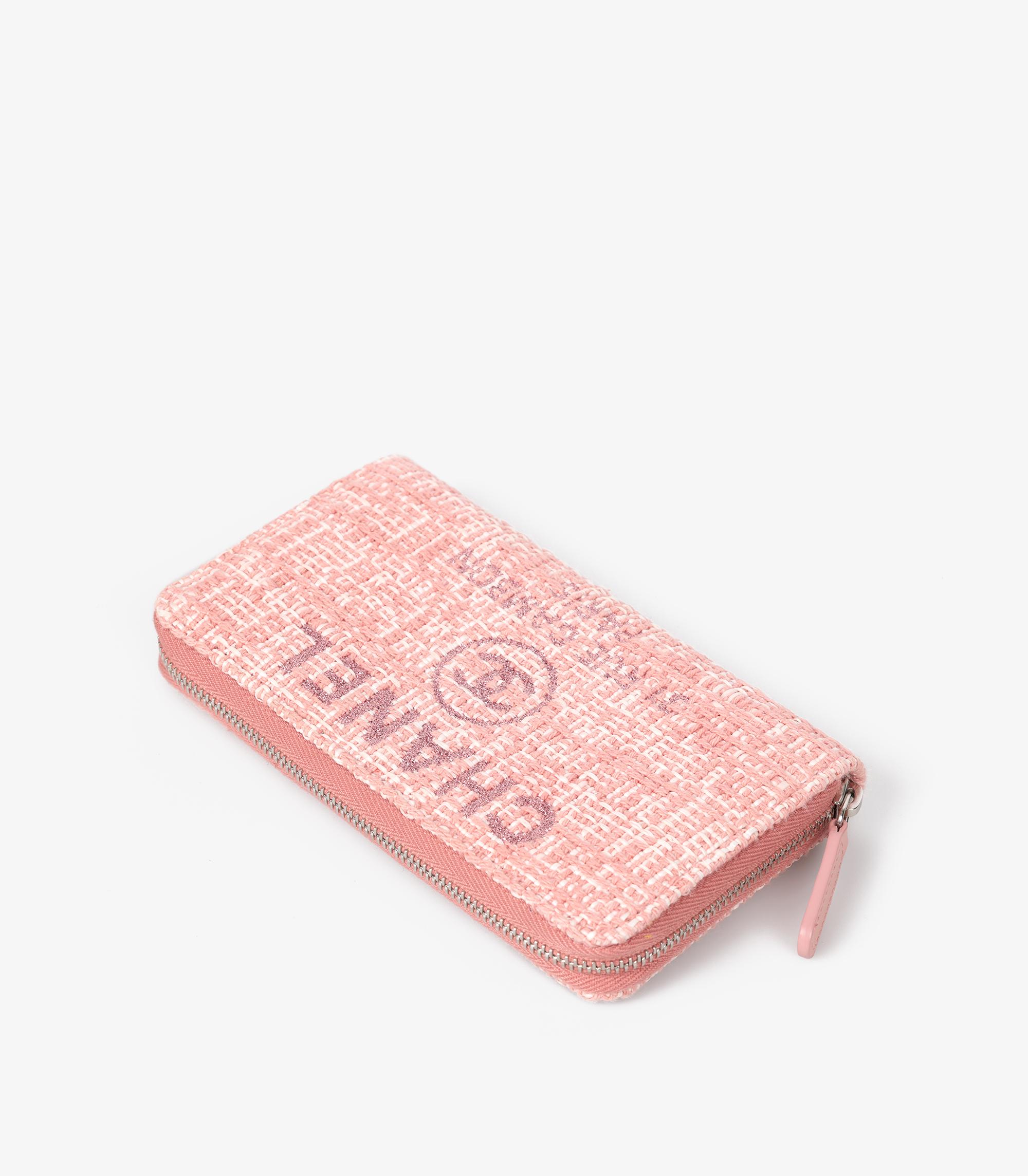 Chanel Pink Tweed & Lurex Deauville Long Zip Wallet In Excellent Condition For Sale In Bishop's Stortford, Hertfordshire
