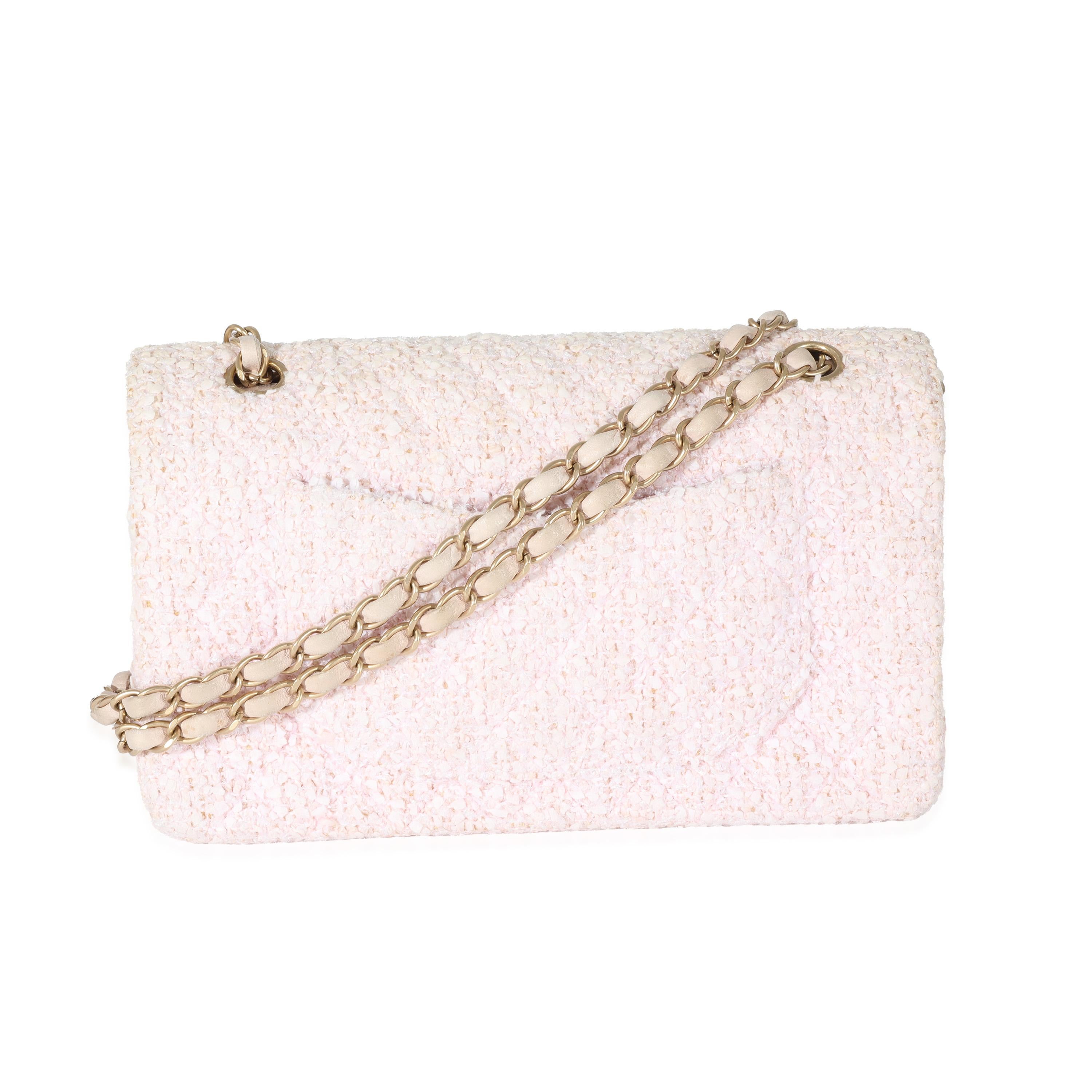 Chanel Pink Tweed Medium Classic Double Flap Bag In Excellent Condition For Sale In New York, NY