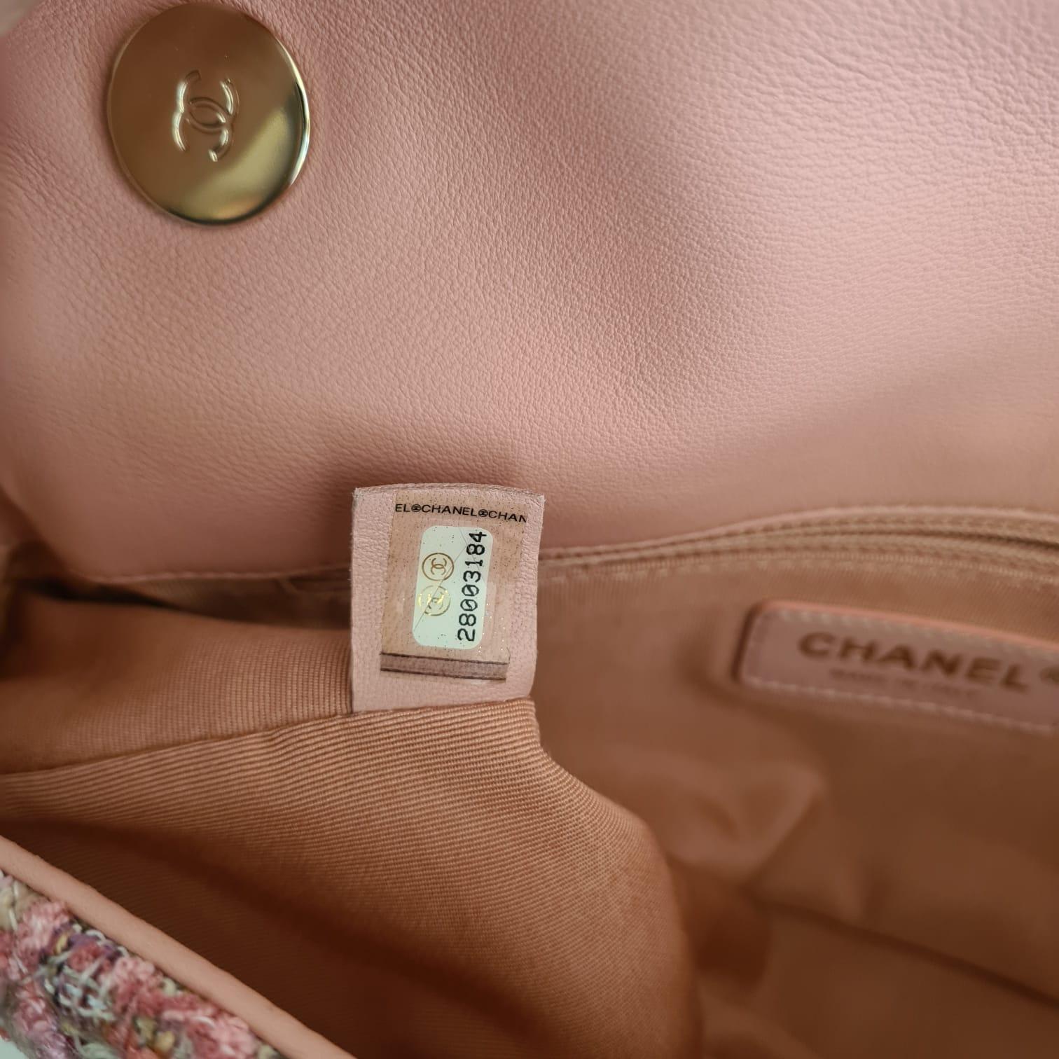 Women's Chanel Pink Tweed Pearl Handle By The Sea Medium Flap Bag