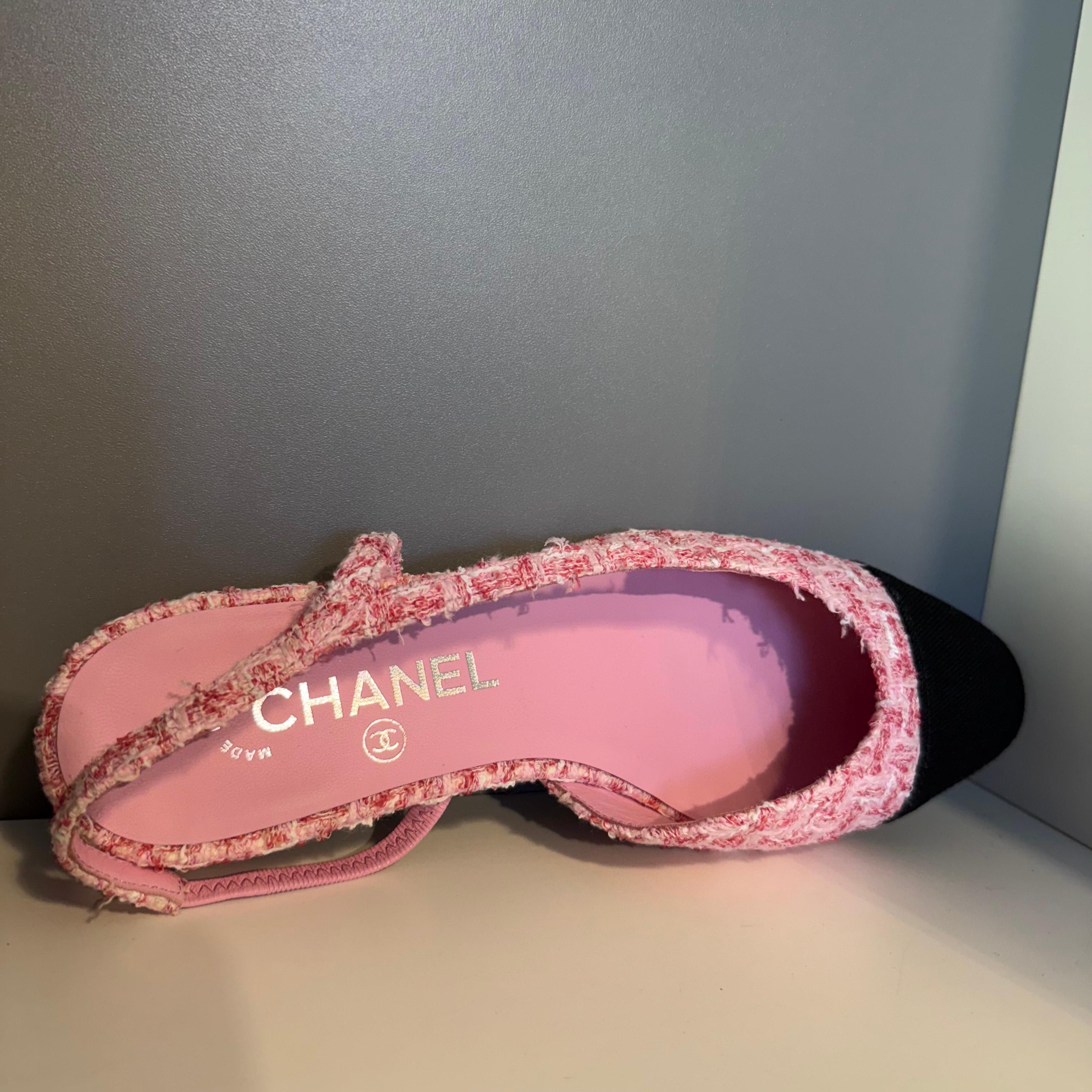 Chanel - Chaussures à talons compensés en tweed rose - Taille 37 Pour femmes en vente