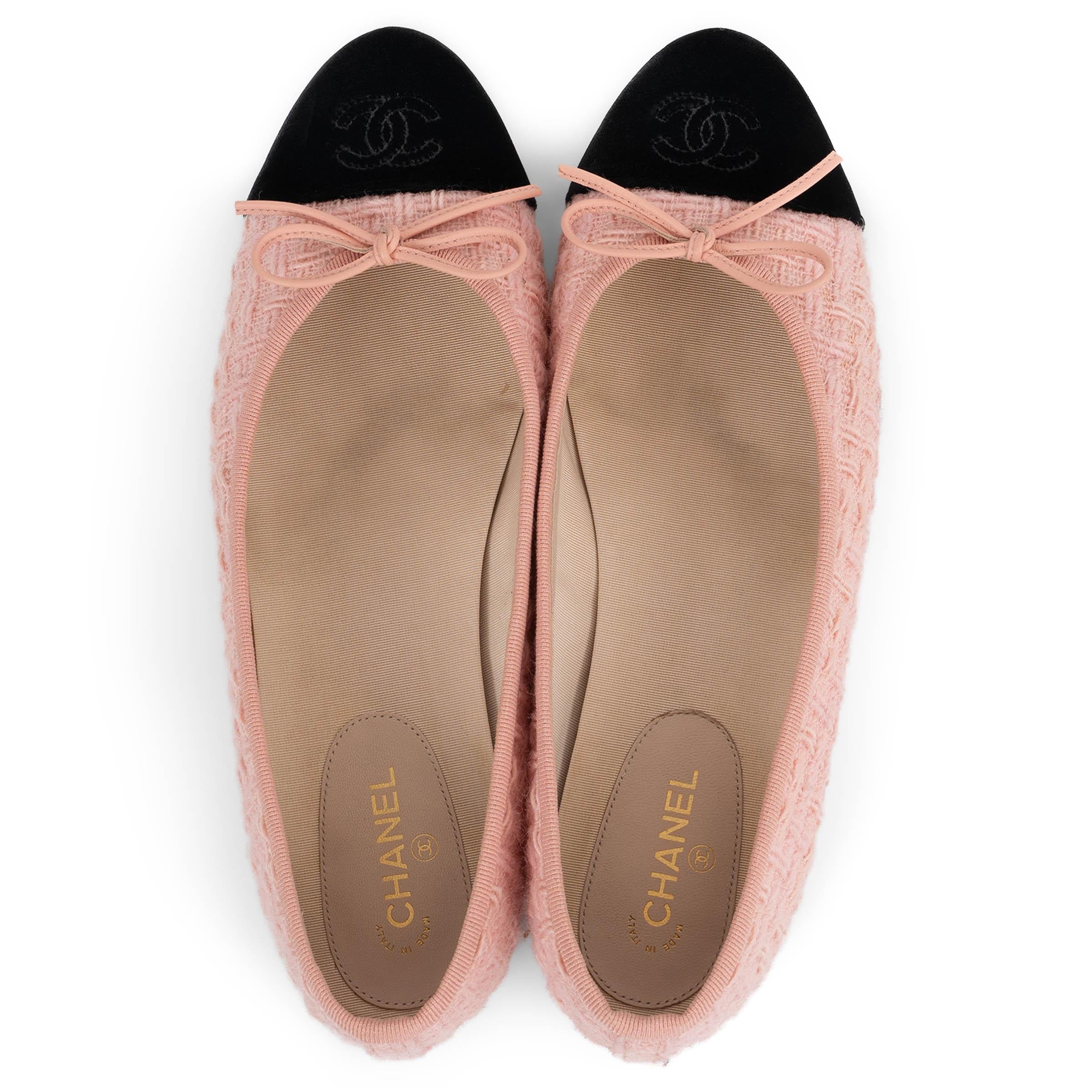 Donna Chanel rosa TWEED & VELVET CLASSIC BALLET Flats Shoes 38.5 fit 38 in vendita