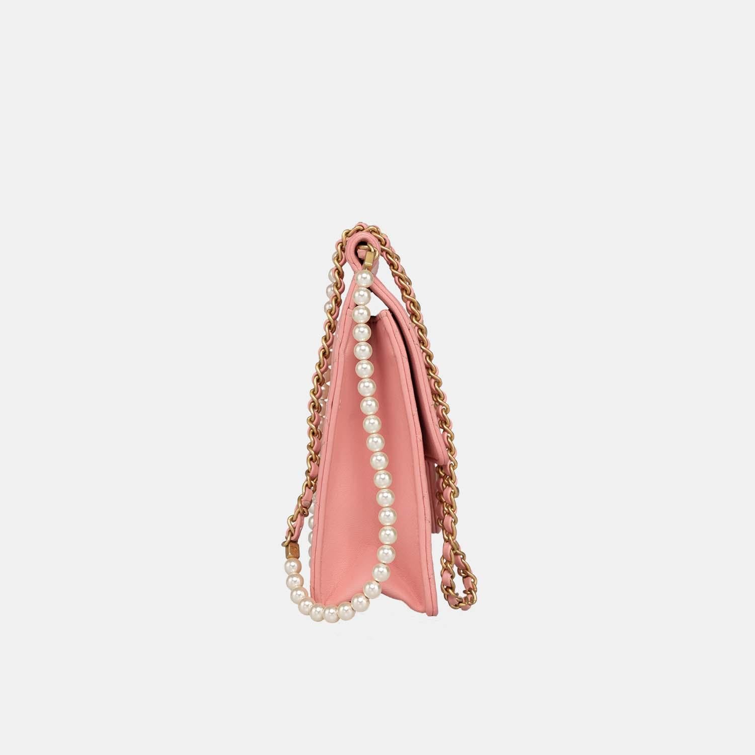 Beige Chanel Pink Vertical Pearls Clutch with Chic Pearl Chain and Gold Hardware GHW For Sale