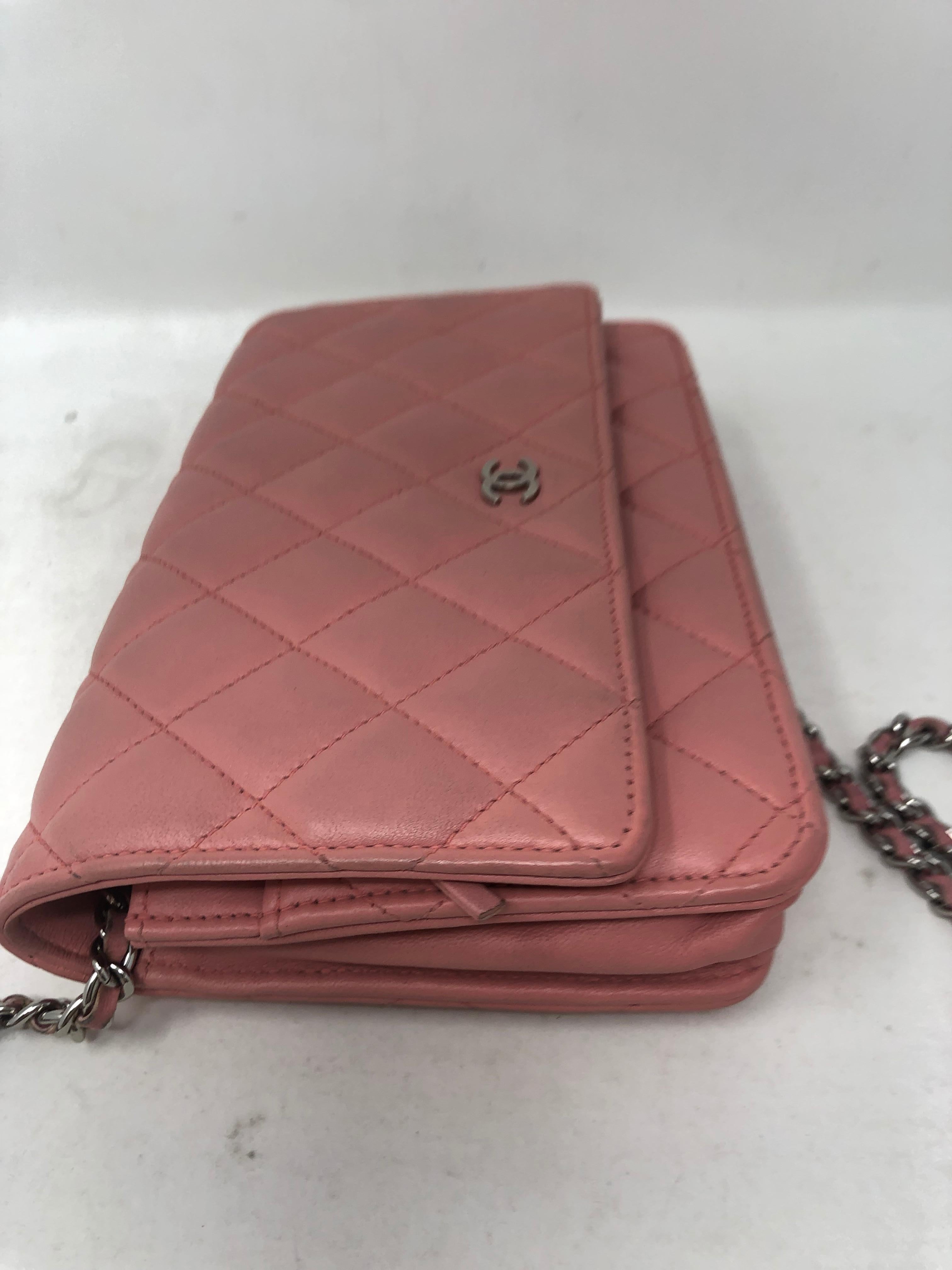 Chanel Pink Wallet On Chain  In Good Condition In Athens, GA