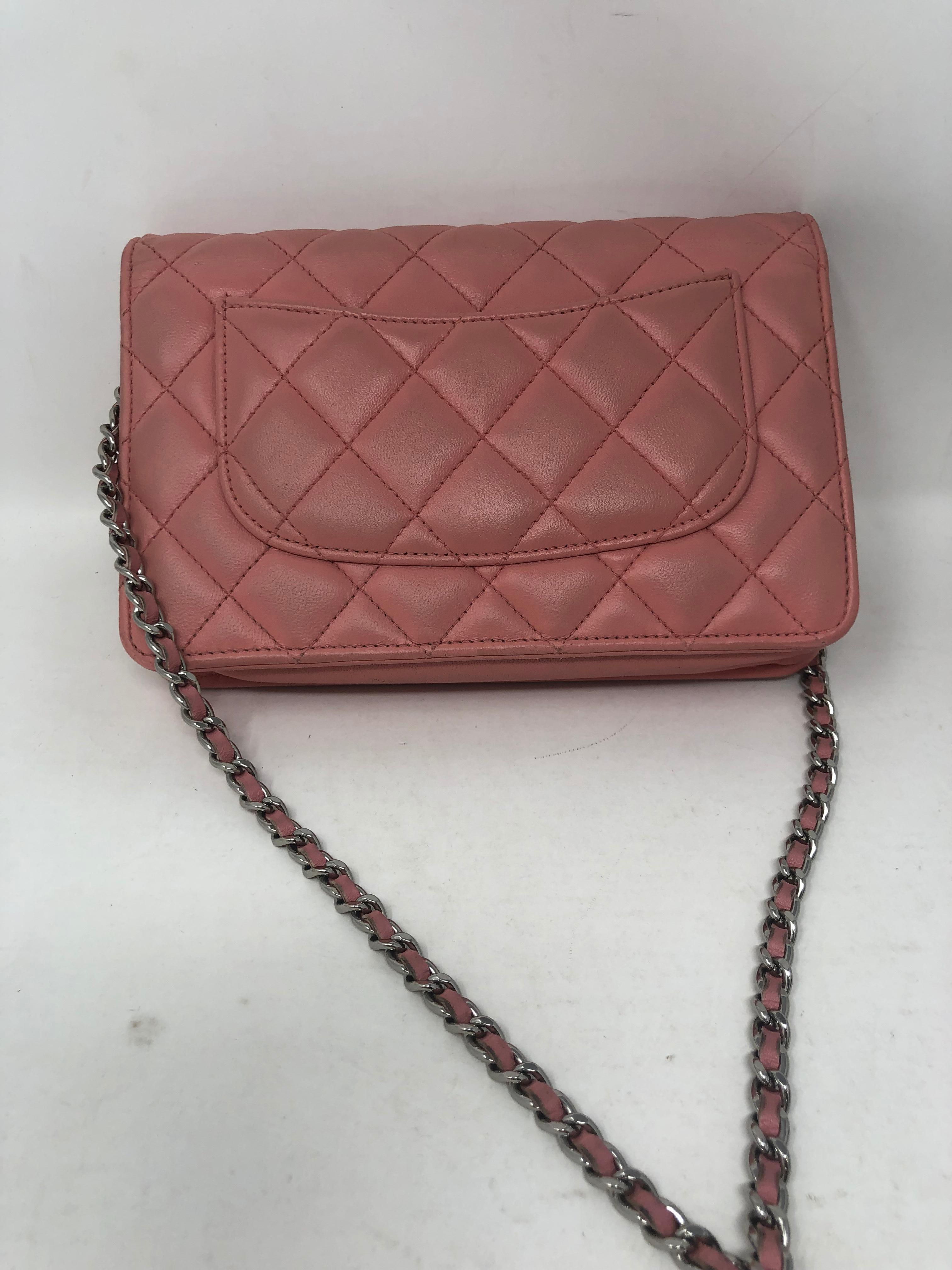 Chanel Pink Wallet On Chain  4