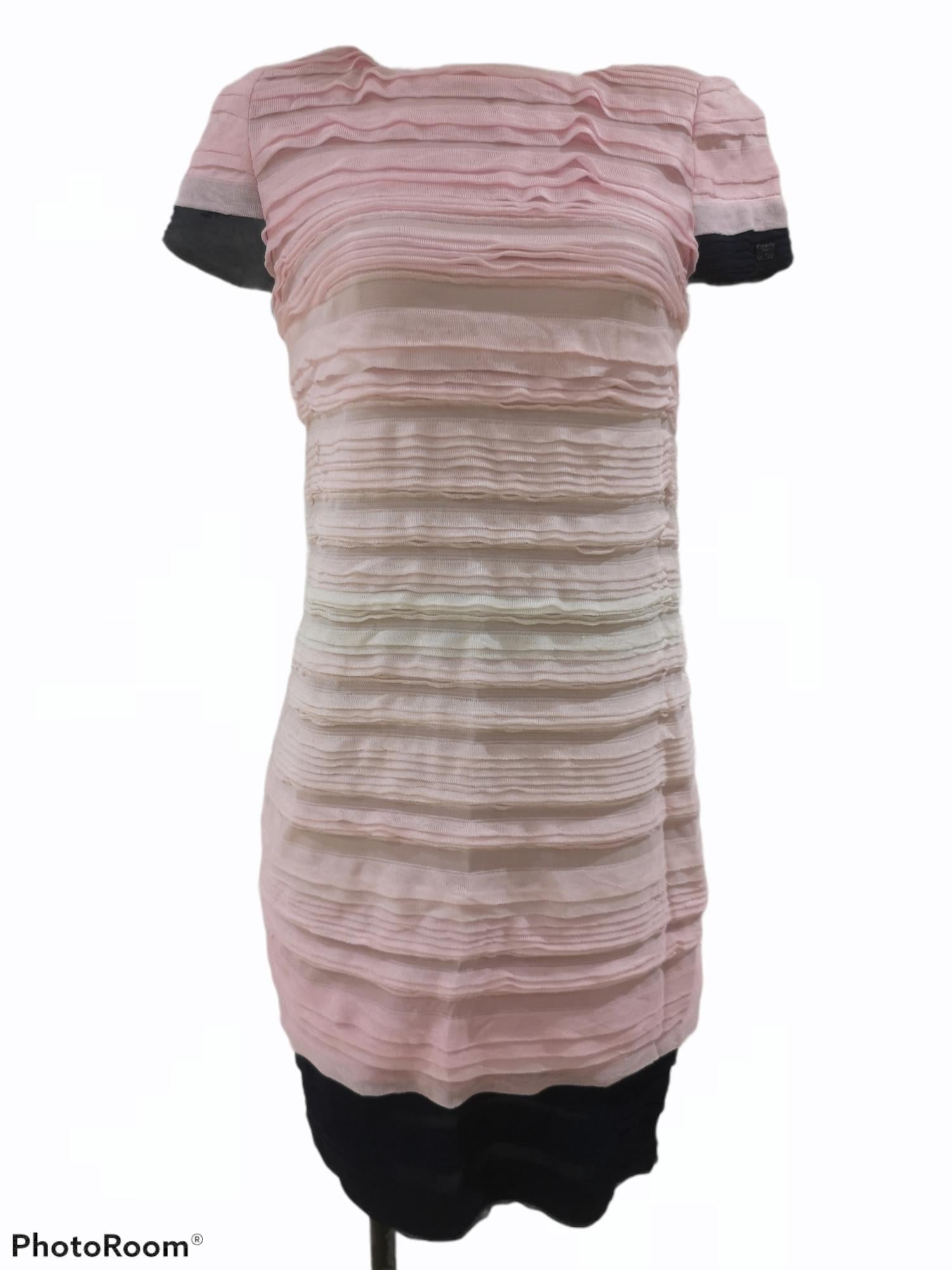 Chanel Pink white and blue multicoloured viscose dress
totally made in france in size 38