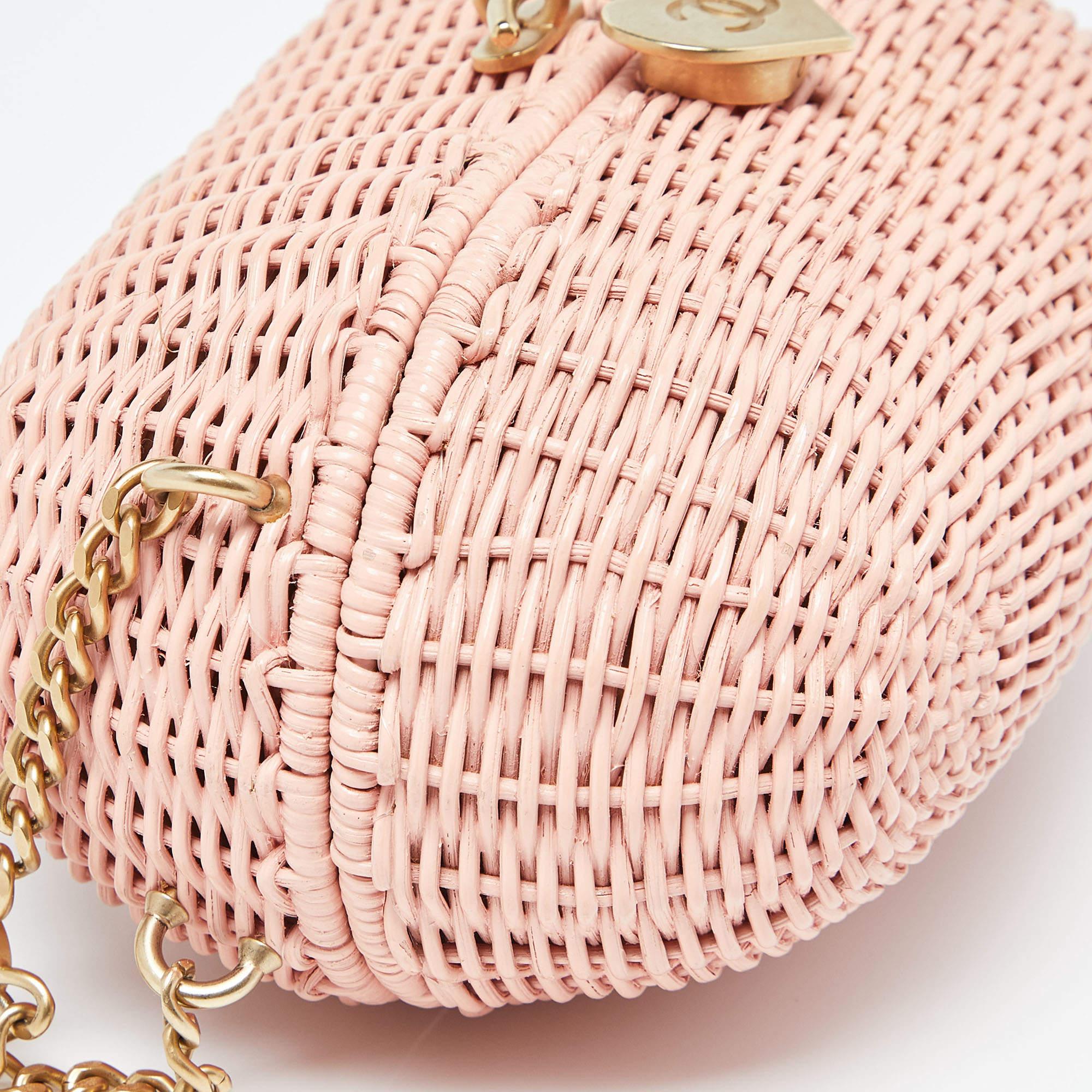 Chanel Pink Wicker Oval Locket Basket Chain Bag For Sale 1