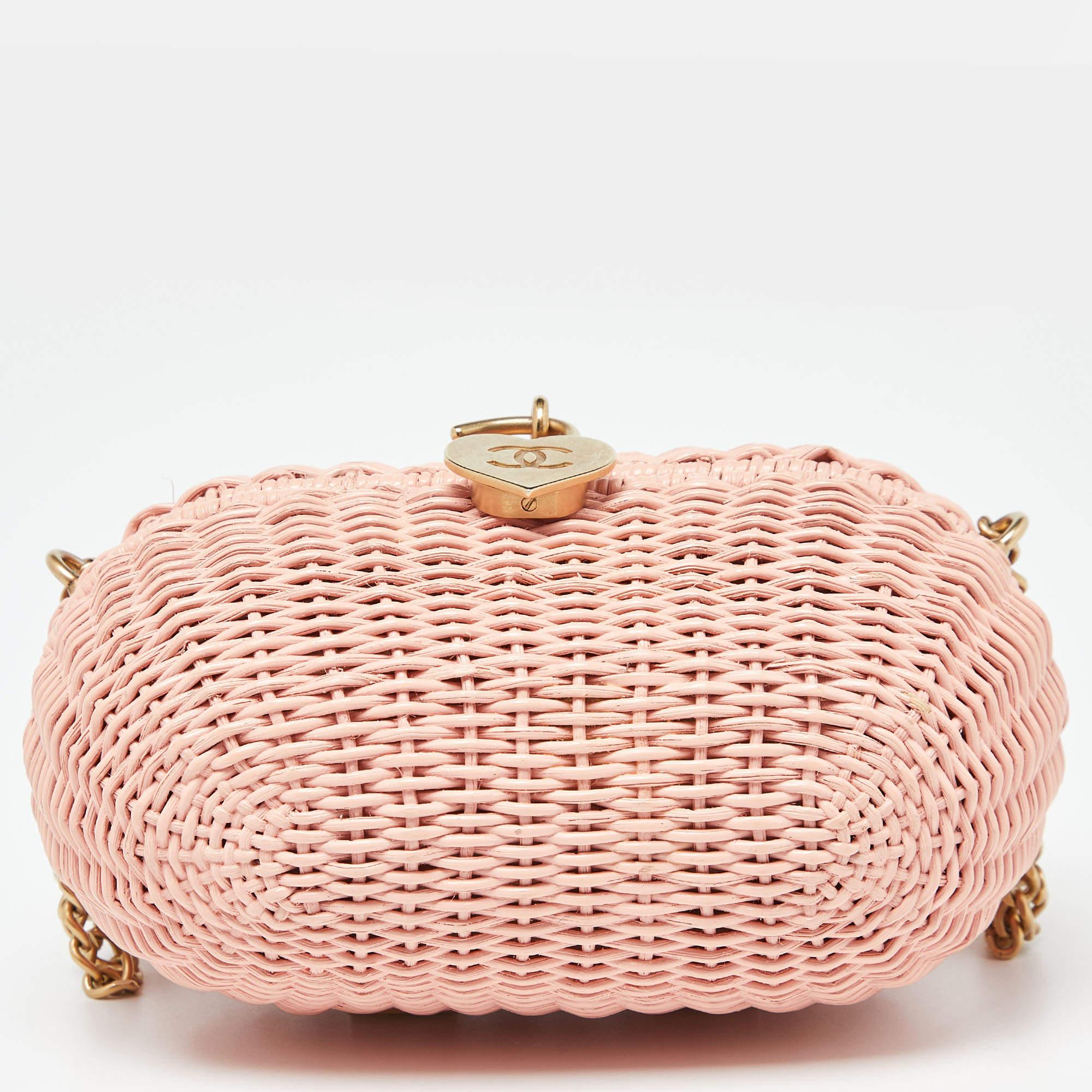 Women's Chanel Pink Wicker Oval Locket Basket Chain Bag
