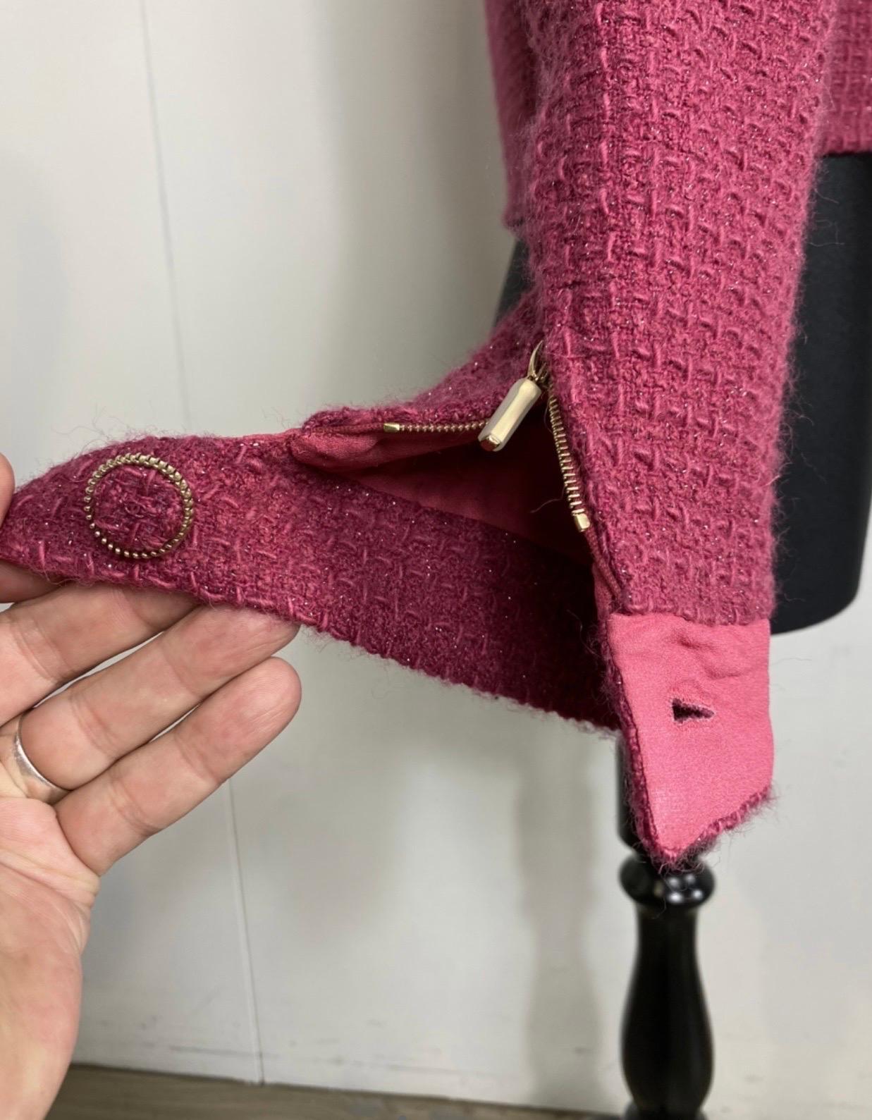 Chanel pink wool tweed Jacket In Excellent Condition In Carnate, IT