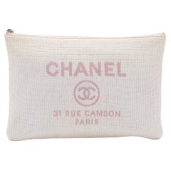 Sac O en raphia rose tissé Deauville de Chanel