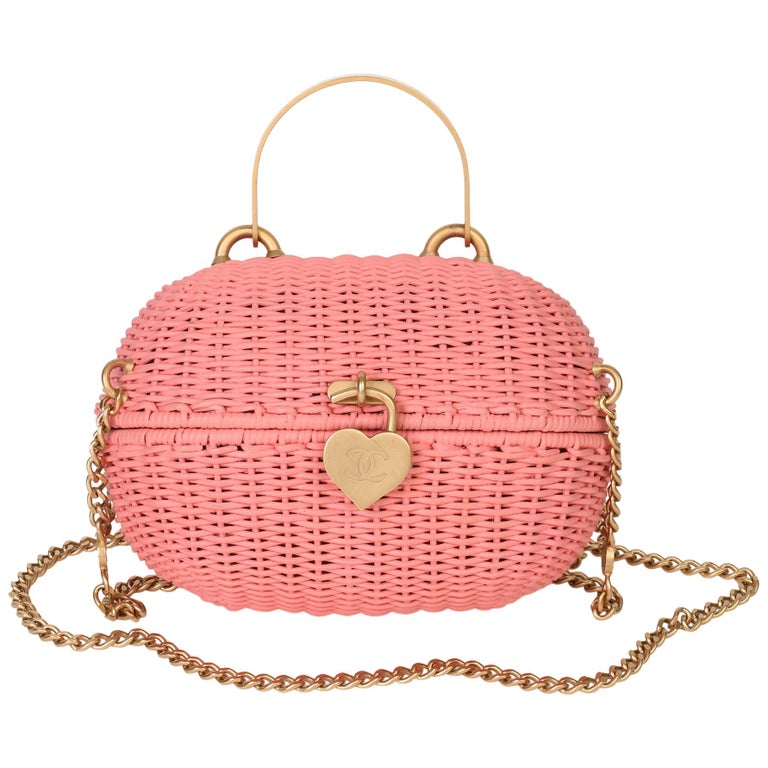Dream on! Chanel's €9K shopping basket handbag will not be available in  Ireland