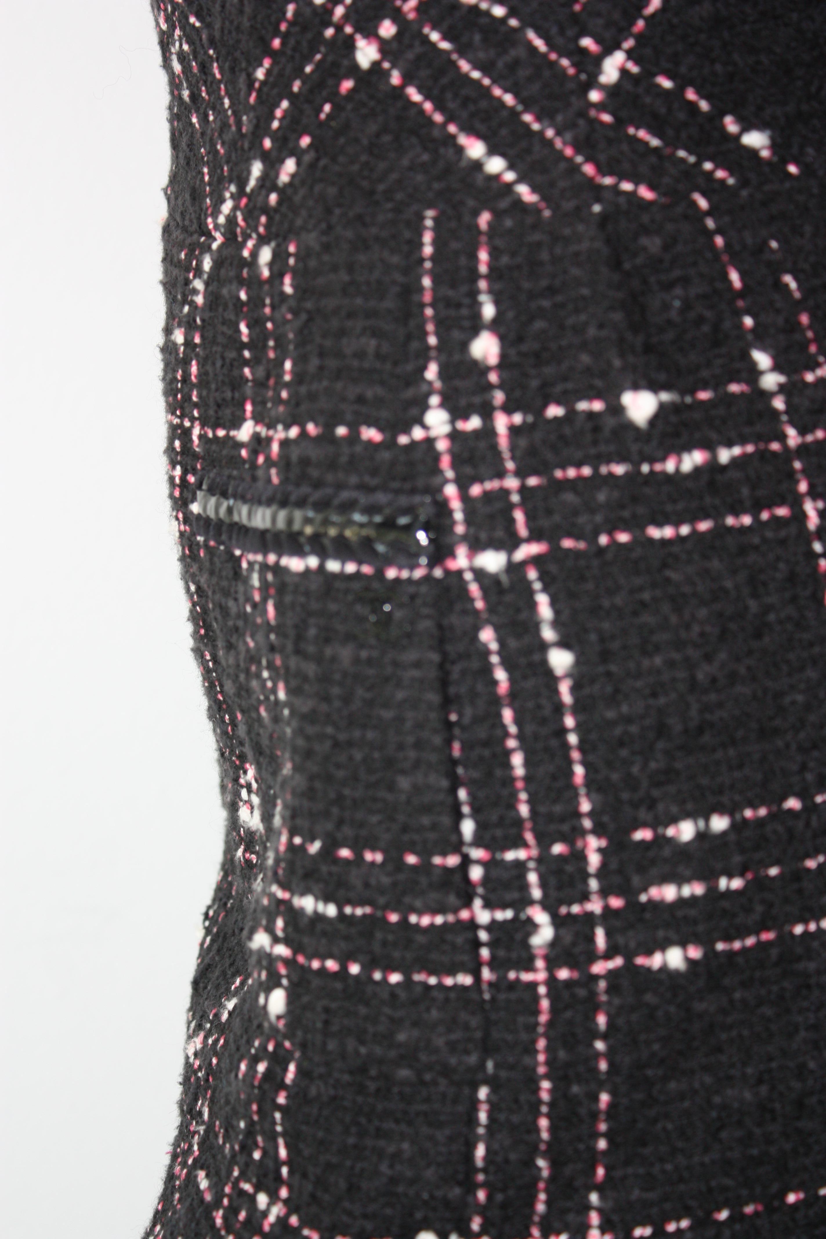 Chanel High Waisted Black, White and Pink  Plaid Skirt In Excellent Condition For Sale In Thousand Oaks, CA