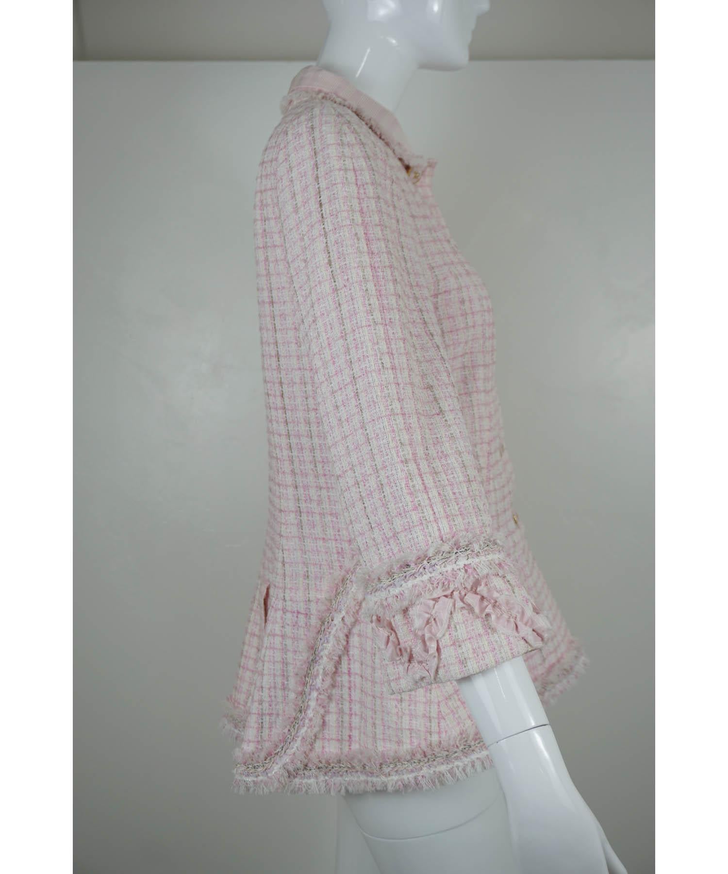 Chanel Plaid Tweed Jacket Ribbon Fringe Trim 2013C In Excellent Condition For Sale In Carmel, CA