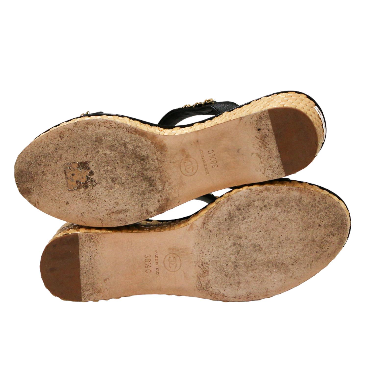 Chanel Platform Sandals In Excellent Condition For Sale In Paris, FR