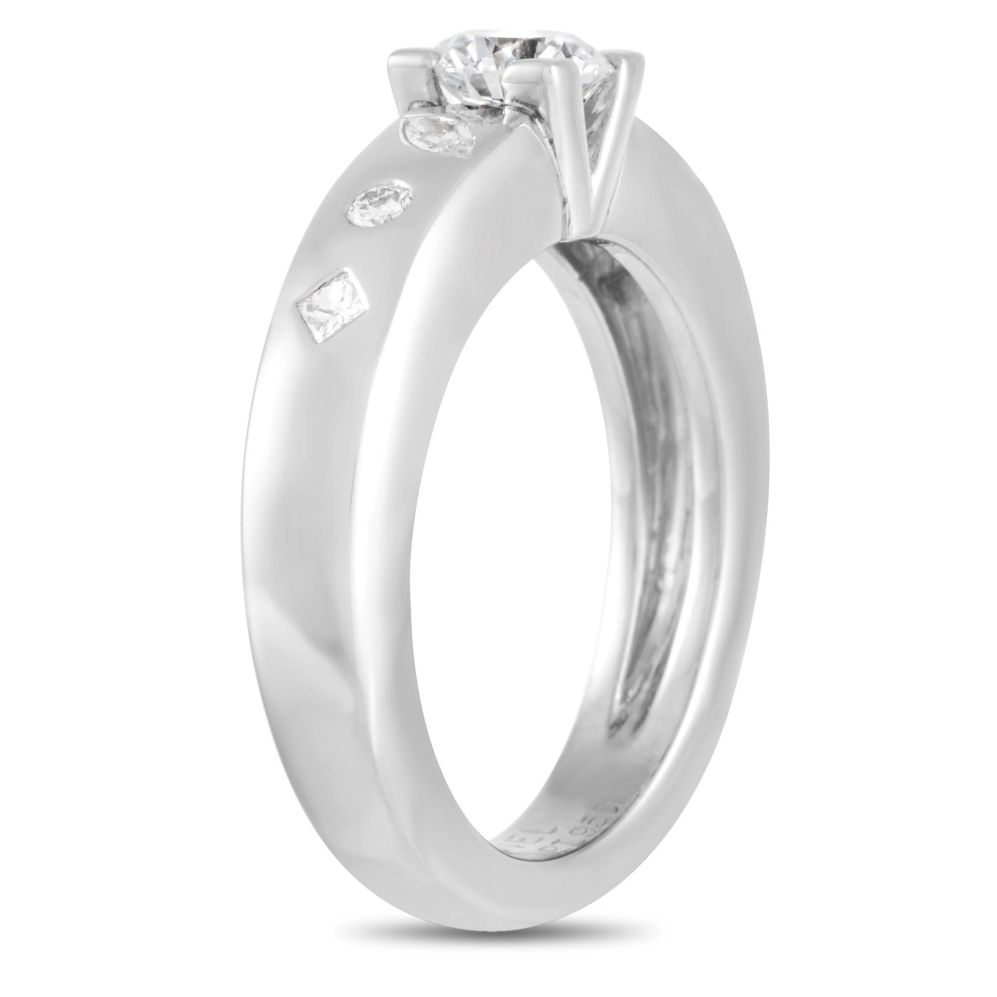 Charm your way to her heart with this Chanel Platinum 0.75 ct Diamond Ring. This one-of-a-kind ring features a smooth platinum body decorated with a 0.55 ct brilliant-cut center stone. On the 3mm shank's sides are 0.20 carat total weight of diamonds