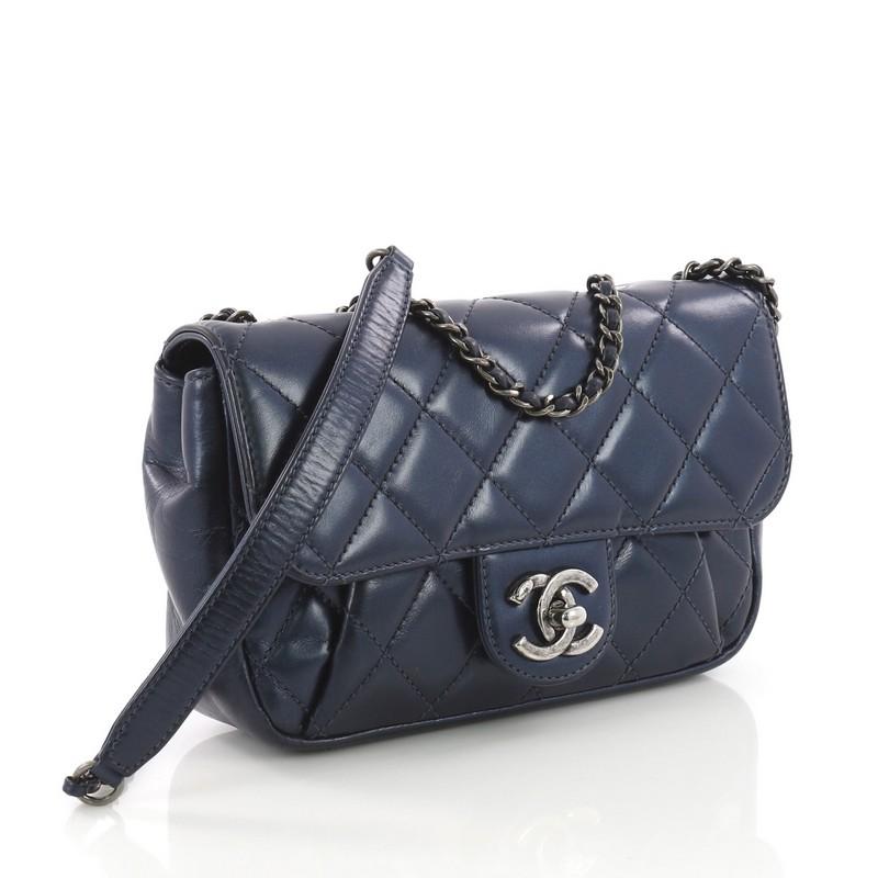 chanel pleated bag