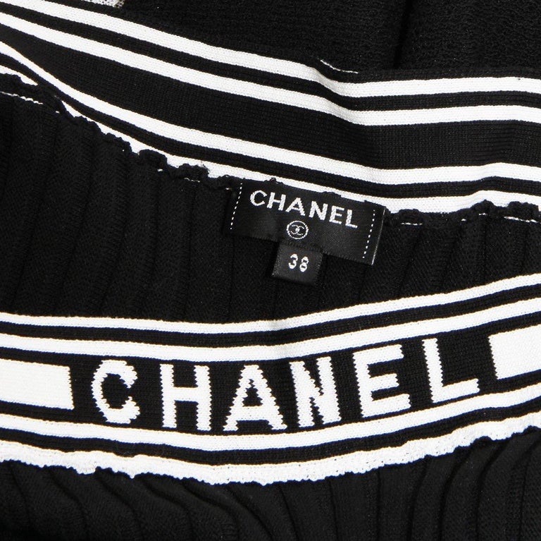 chanel logo skirt