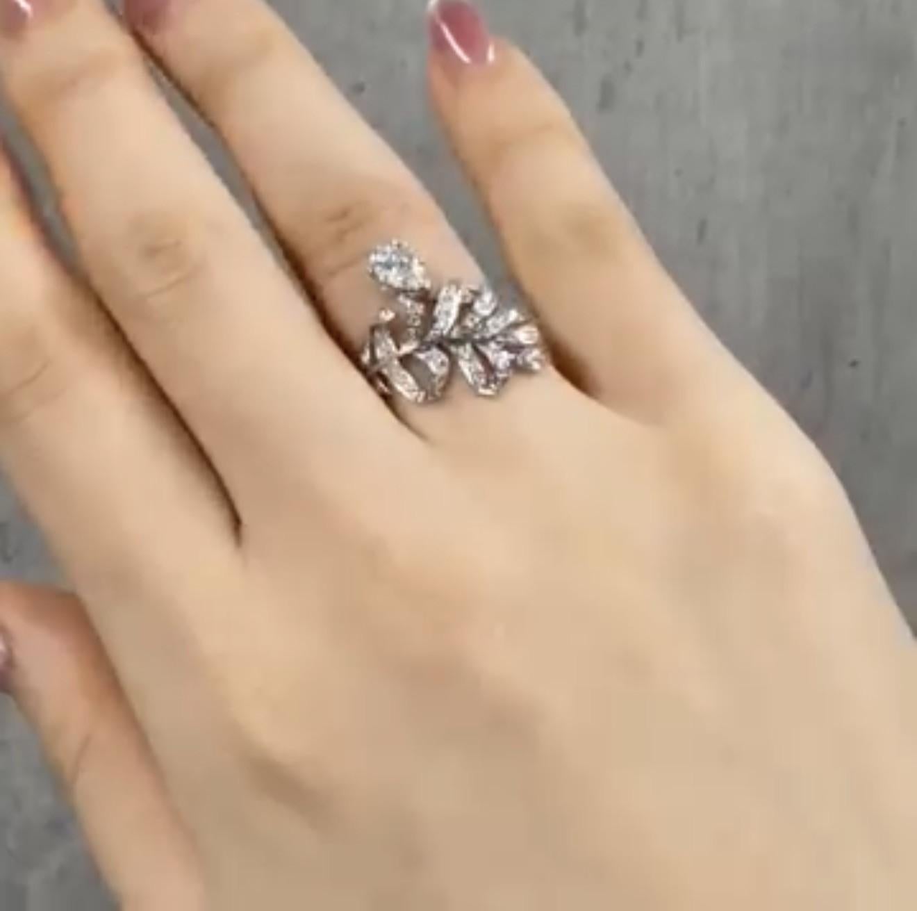 CHANEL Plume de chanel Diamante GIA 0,50ct E-VVS1 K18 Anello in oro bianco US 5 1/4 in vendita 8