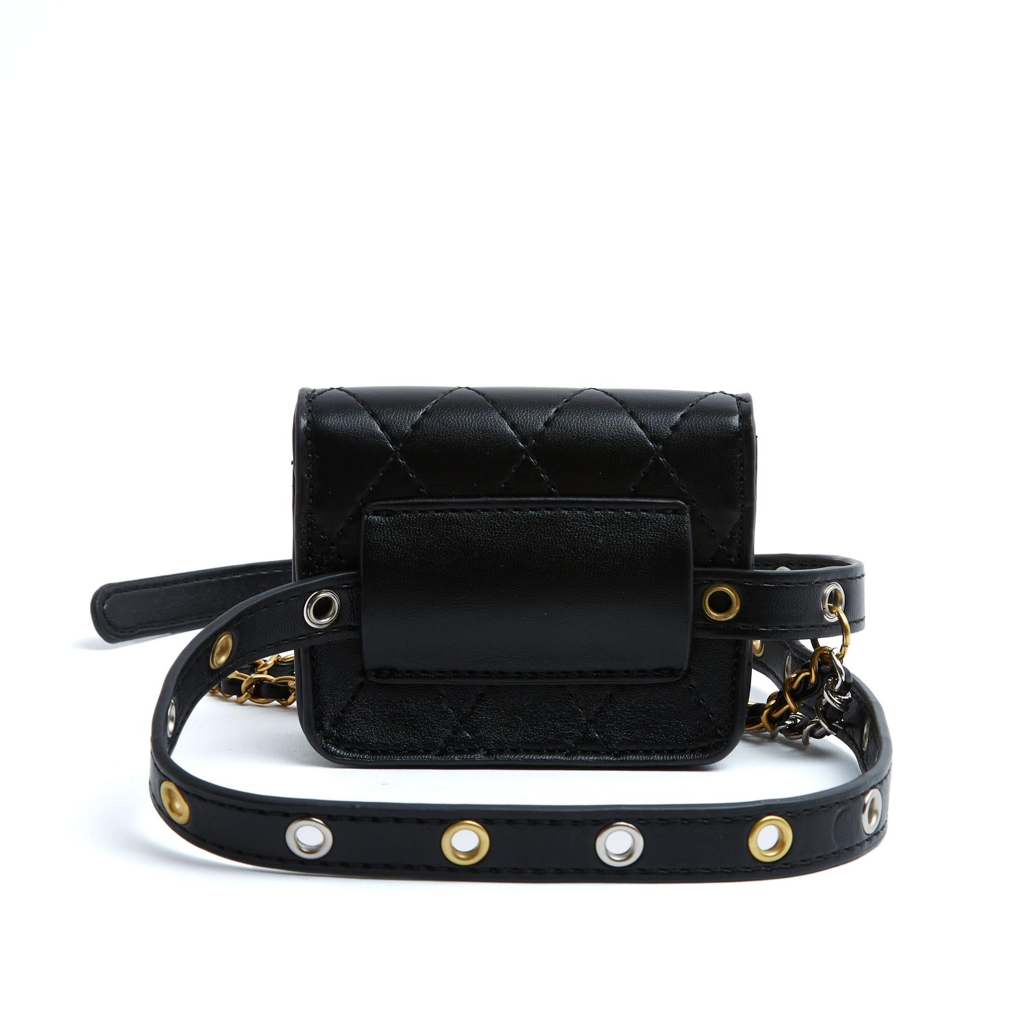 Chanel Pochette Ceinture Ajustable Classique Negro Plata Oro CC Bolso con Cinturón OS en venta 1