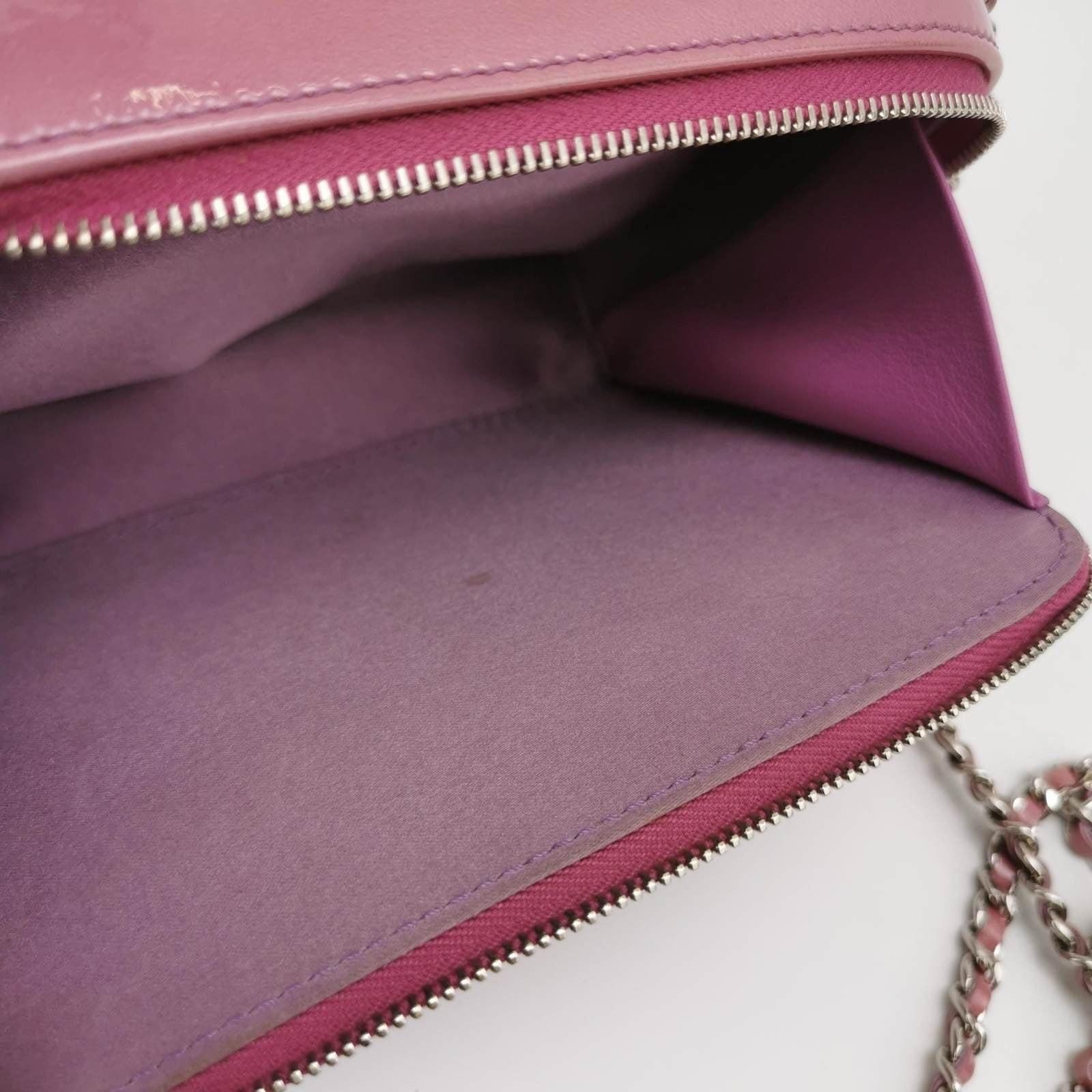 Chanel Tasche Box Kameratasche 2014-2015 Kleine rosa Lavendar Lackleder im Angebot 6