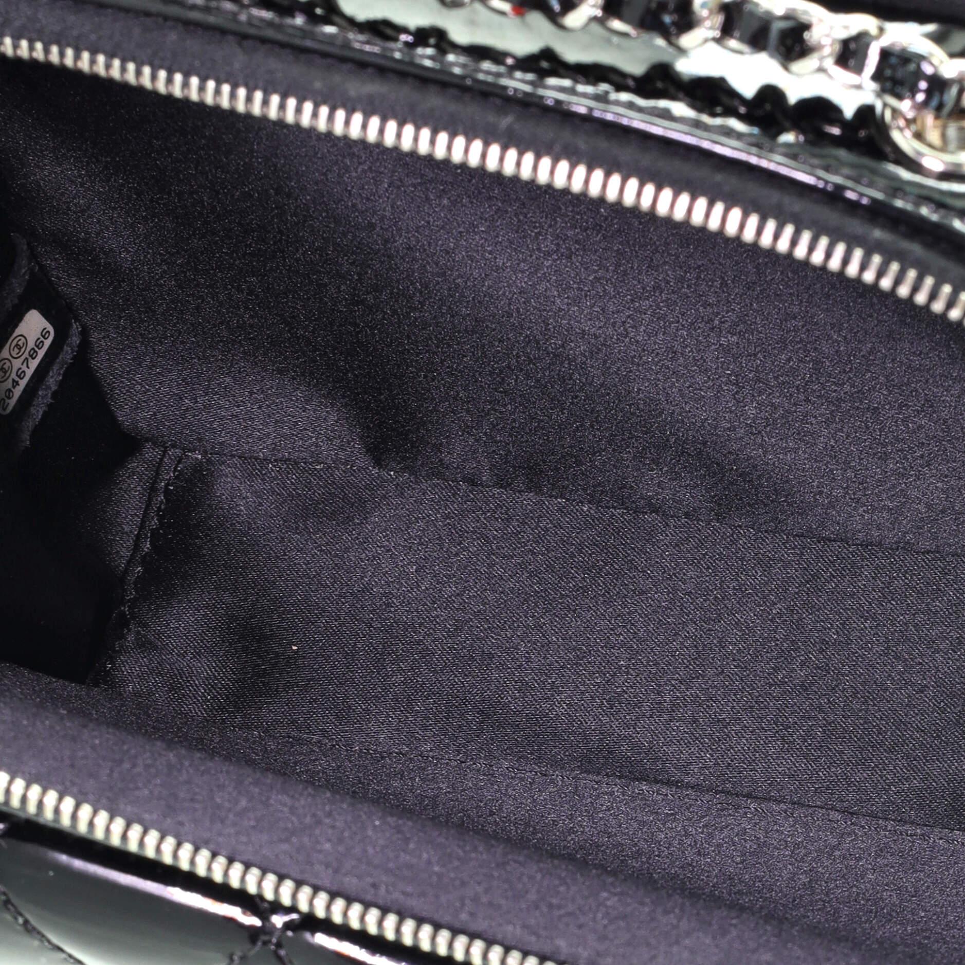 Chanel Tasche Box Kameratasche Gesteppte Lackleder Mini 1