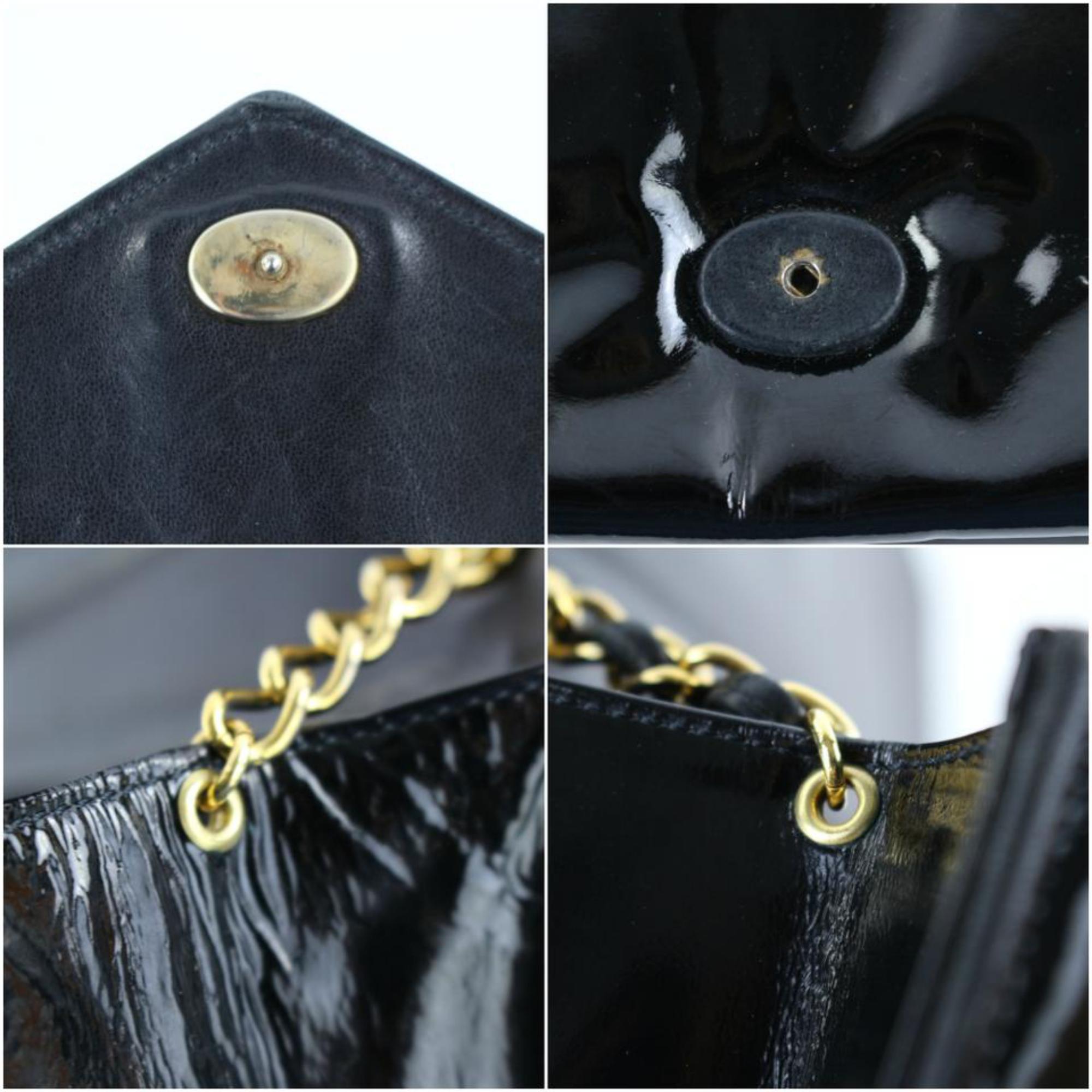Chanel Pointed Chevron Flap 222330 Black Patent Leather Shoulder Bag For Sale 2