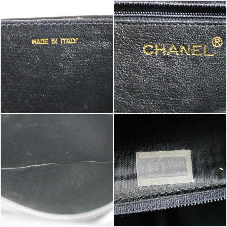 Women's Chanel Pointed Chevron Flap 222330 Black Patent Leather Shoulder Bag For Sale