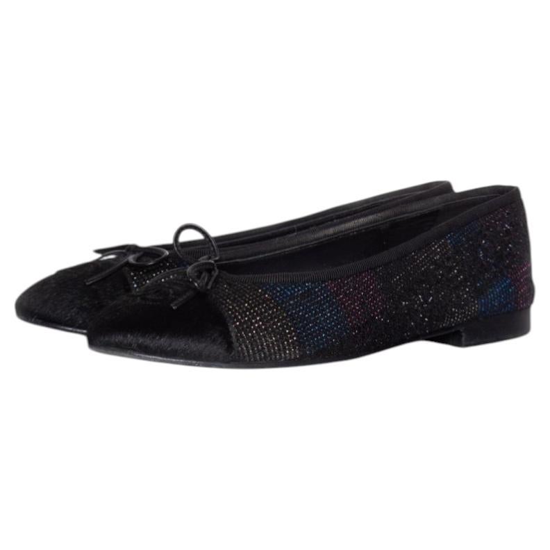 Chanel, ballerine en ponyskin et lurex