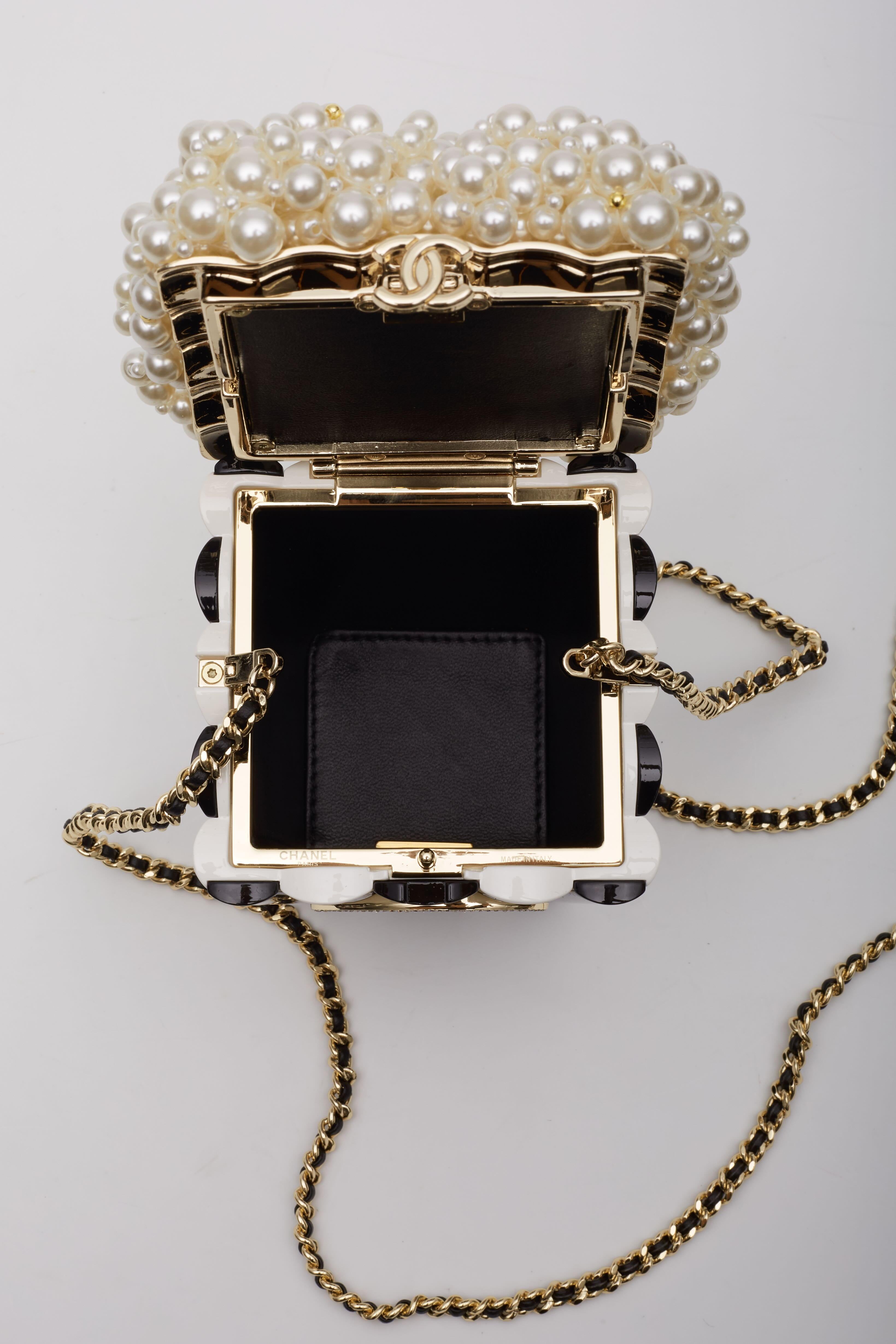 Chanel Popcorn Pearl Pop Coco Minaudiere Bag 4