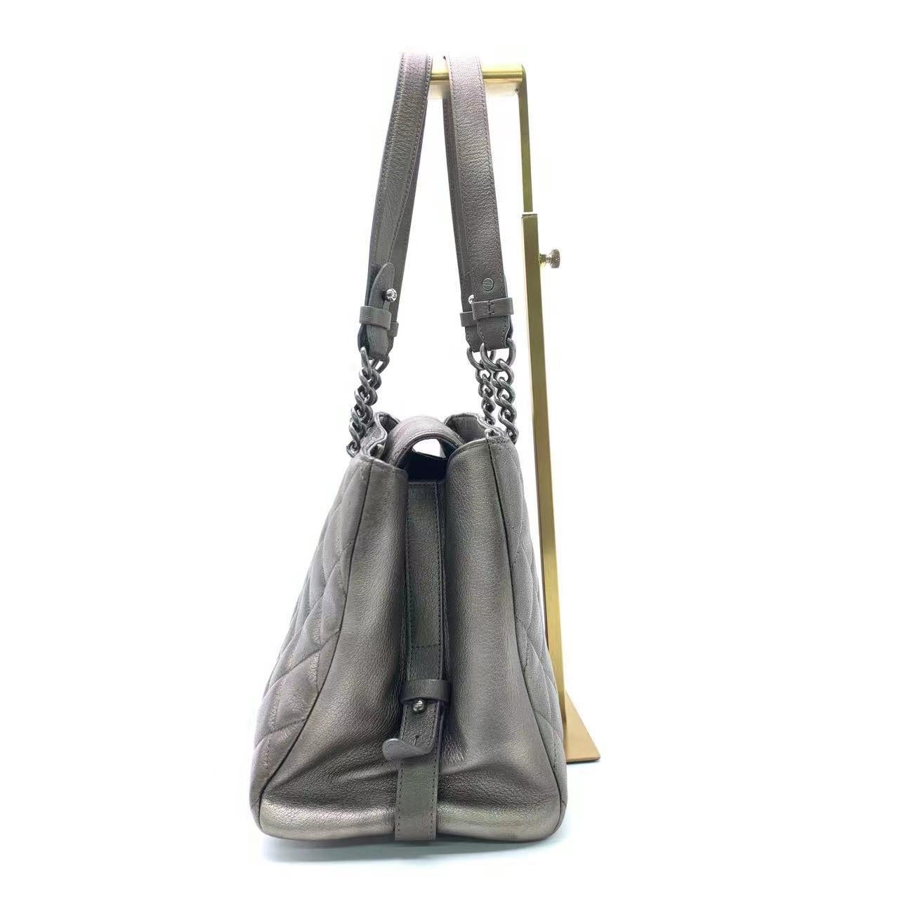 Chanel Portobello ChainTote Bag Bronze Metallic Silver Calfskin For Sale 1