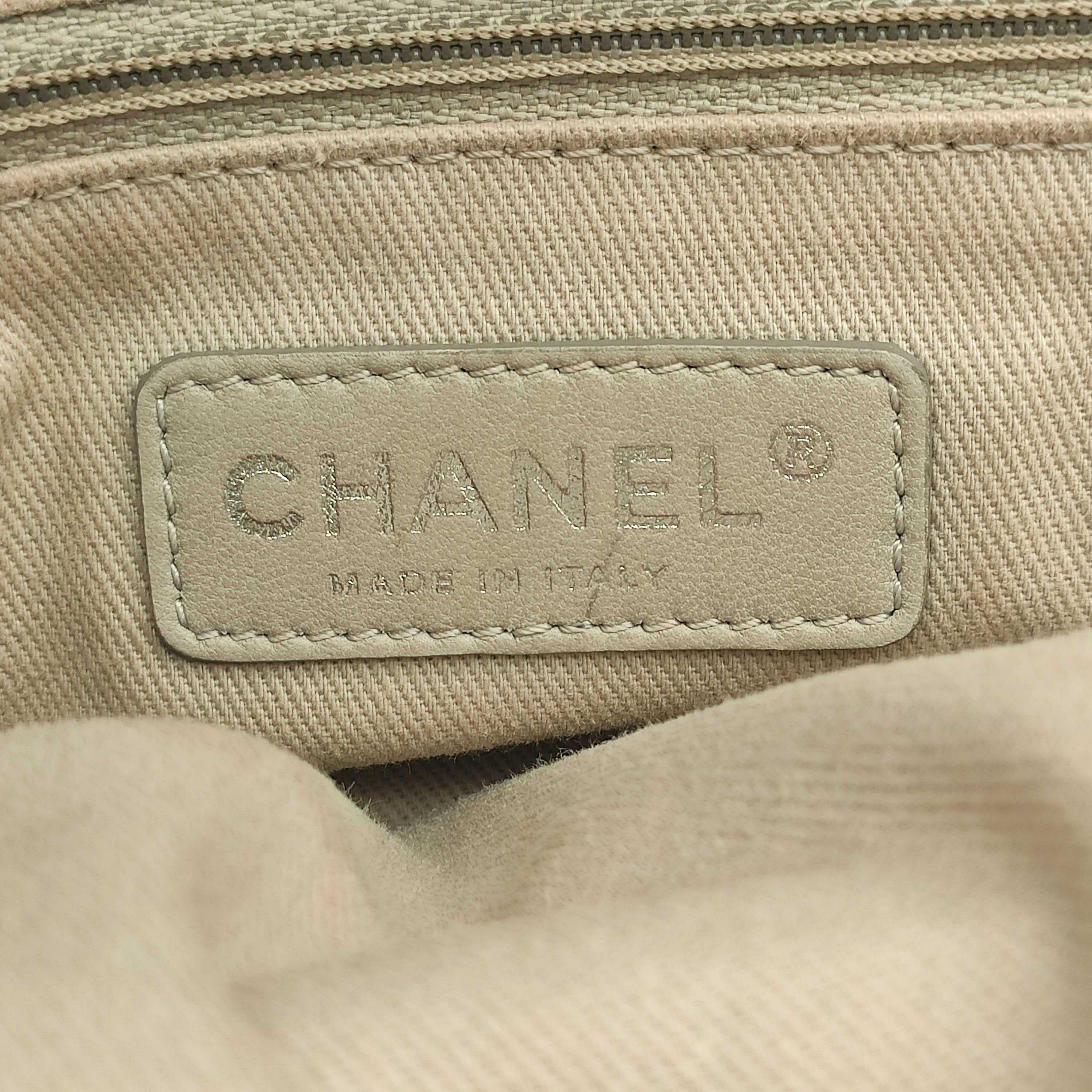 CHANEL Portobello Shoulder bag in Blue Leather 1