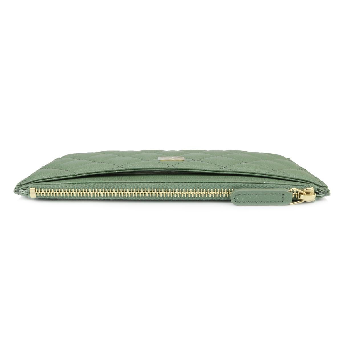 CHANEL Pouch Green Caviar Iridescent with Brushed Gold Hardware 2018 1
