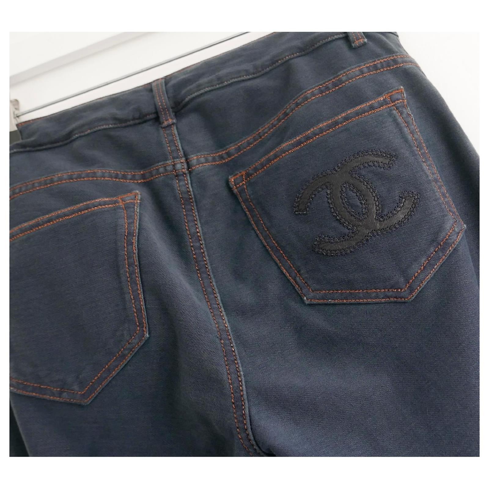 Chanel Pre-Fall 2011 Paris-Byzance CC Logo Pocket Jeans In New Condition For Sale In London, GB
