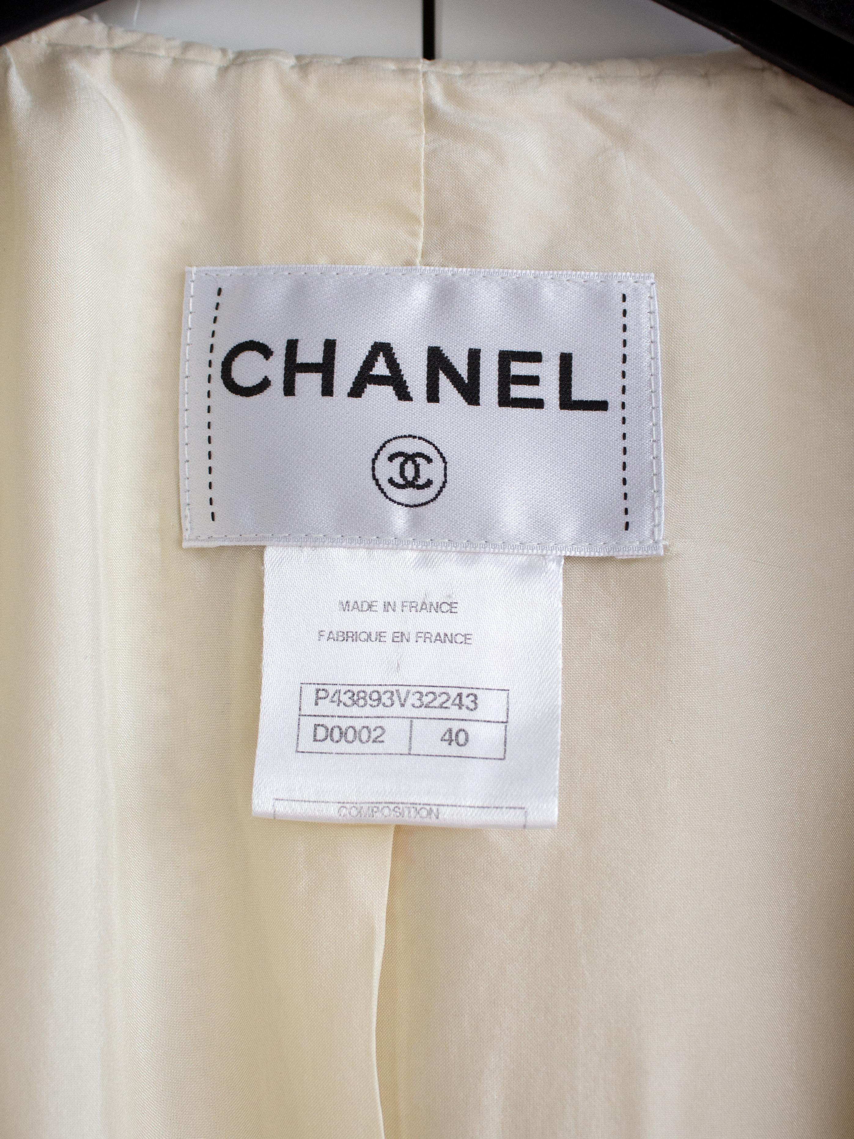 Chanel Pre-Fall 2012 Bombay Ecru Silver Embellished Tweed 12A Jacket Skirt Suit 10