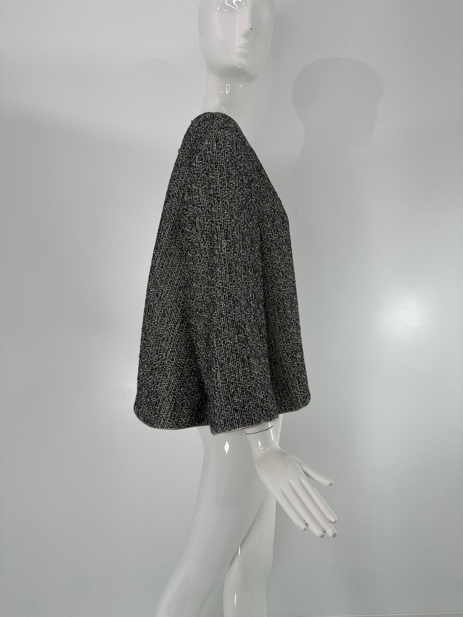 Chanel Pre-Fall 2012 Look 40 Paris-Bombay Argento Giacca Swing in Tweed Nero 42 in vendita 7