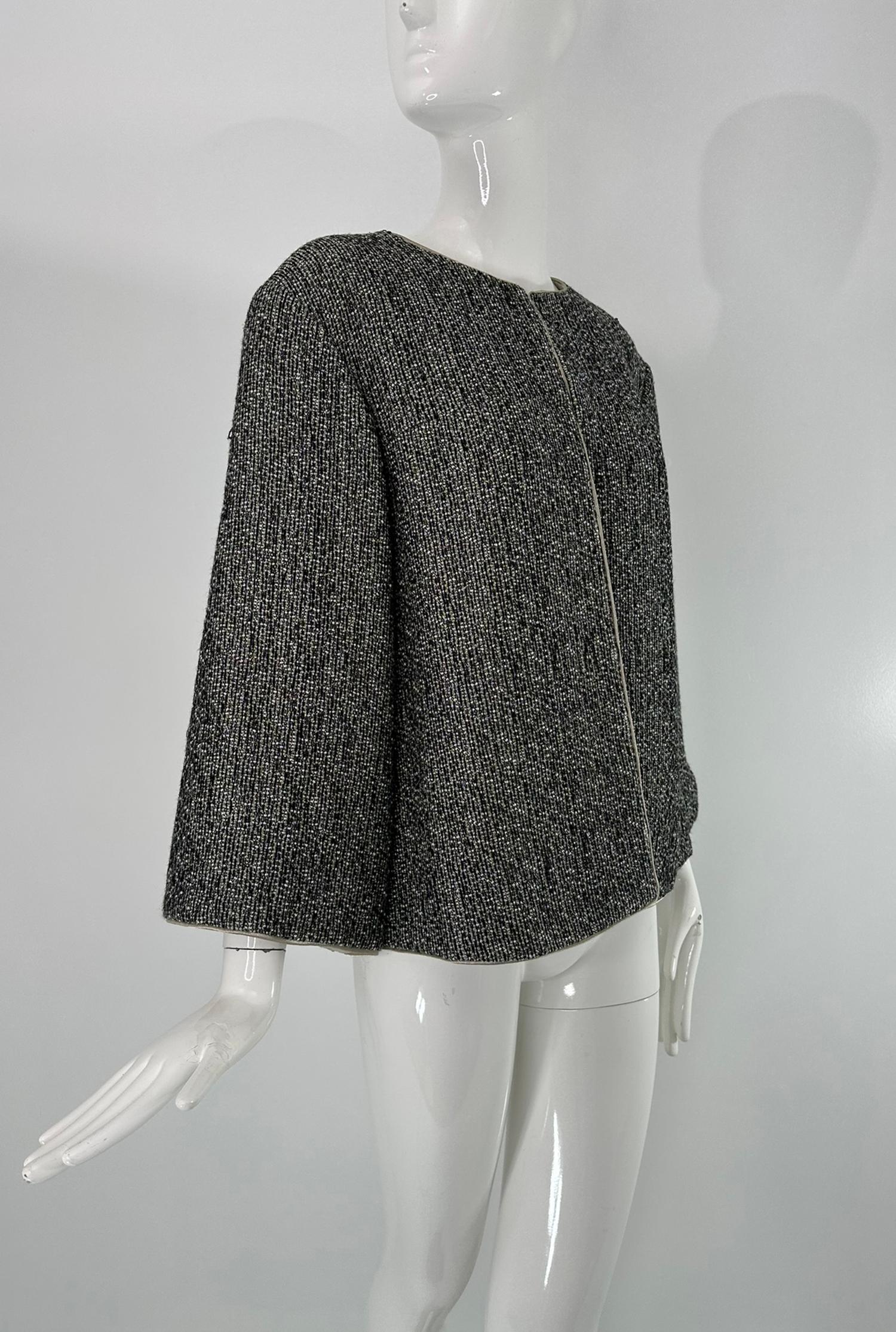 Chanel Pre-Fall 2012 Look 40 Paris-Bombay Argento Giacca Swing in Tweed Nero 42 in vendita 9