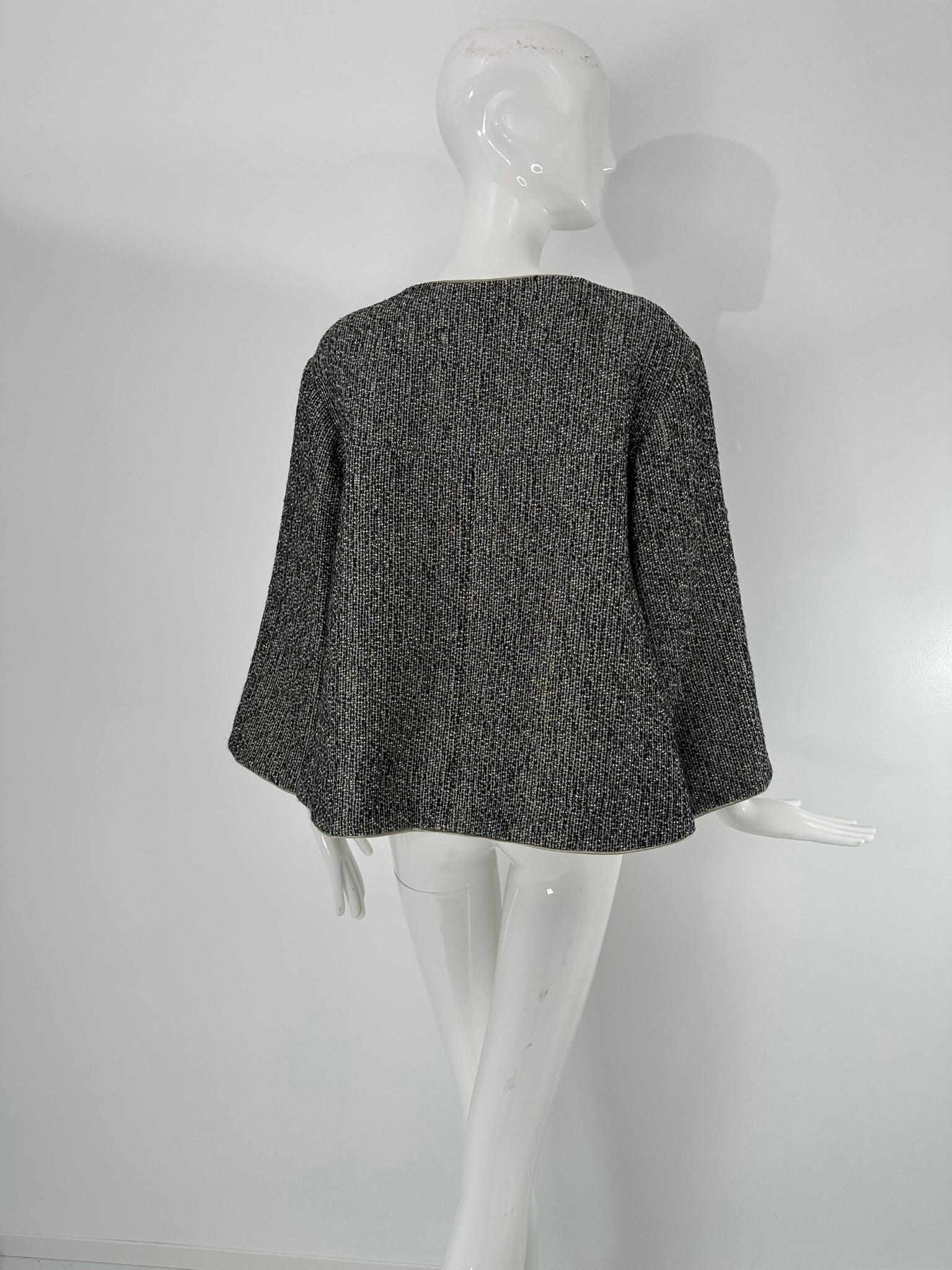 Chanel Pre-Fall 2012 Look 40 Paris-Bombay Argento Giacca Swing in Tweed Nero 42 in vendita 4