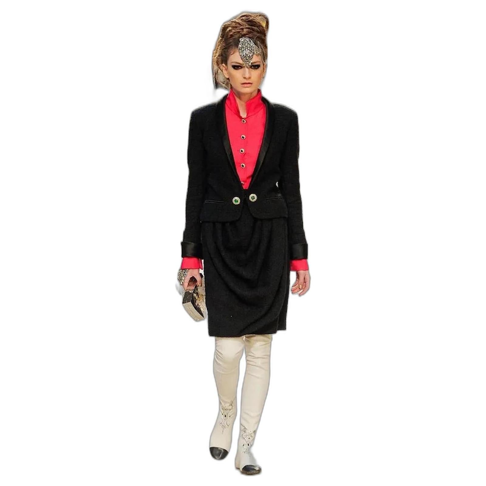 De las mujeres Chanel Pre-Fall 2012 Metiers D'Art París-Bombay Falda de tweed drapeada delantera en venta