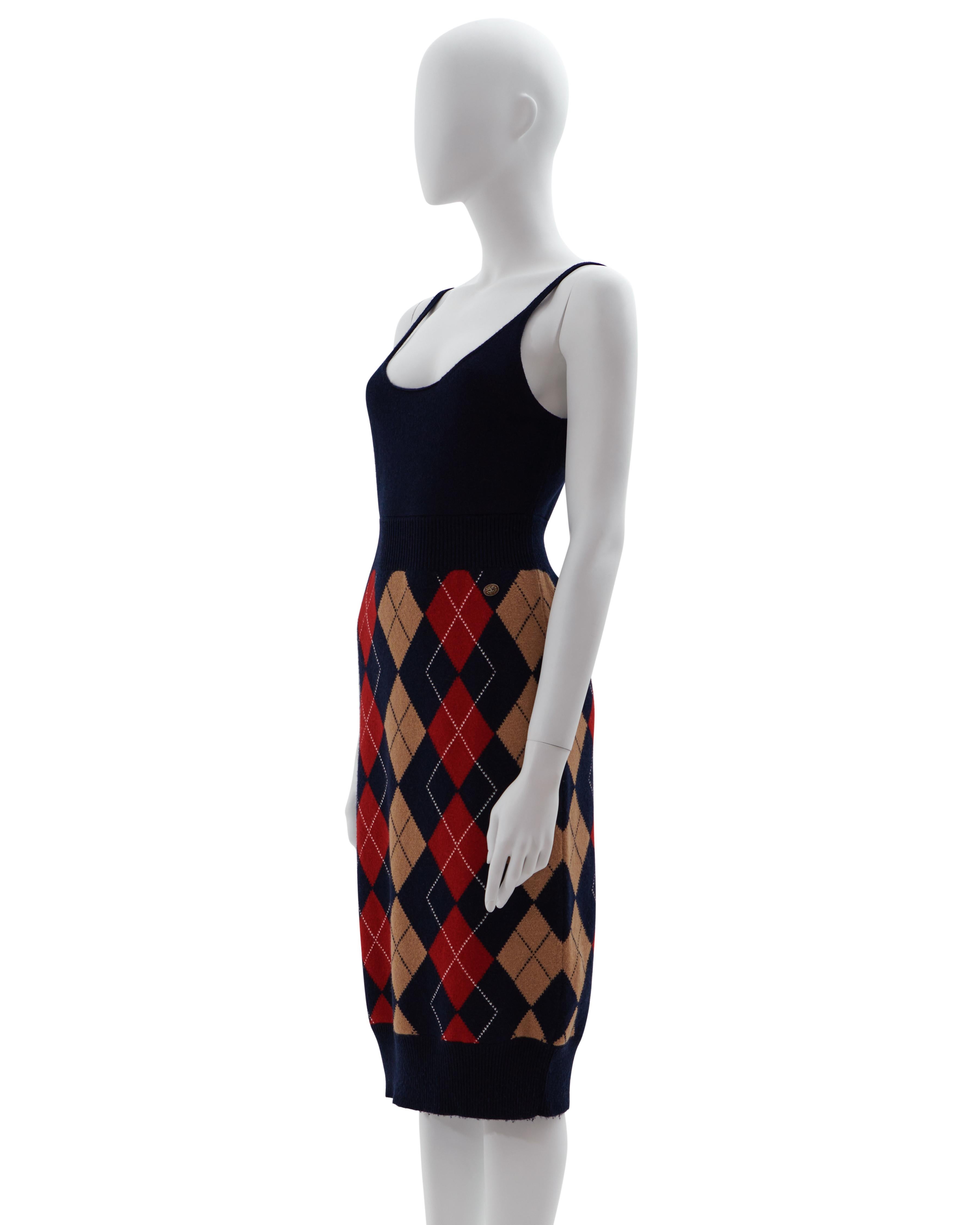 - Pre-Fall 2013
- Sold by Skof.Archive 
- Designed by Karl Lagerfeld 
- Blue, beige and burgundy argyle dress
- Sleveless 
- Scoop neckline 
- Made in England 

Condition: Excellent 
Wear consistent with age and use. Light wear from age and use