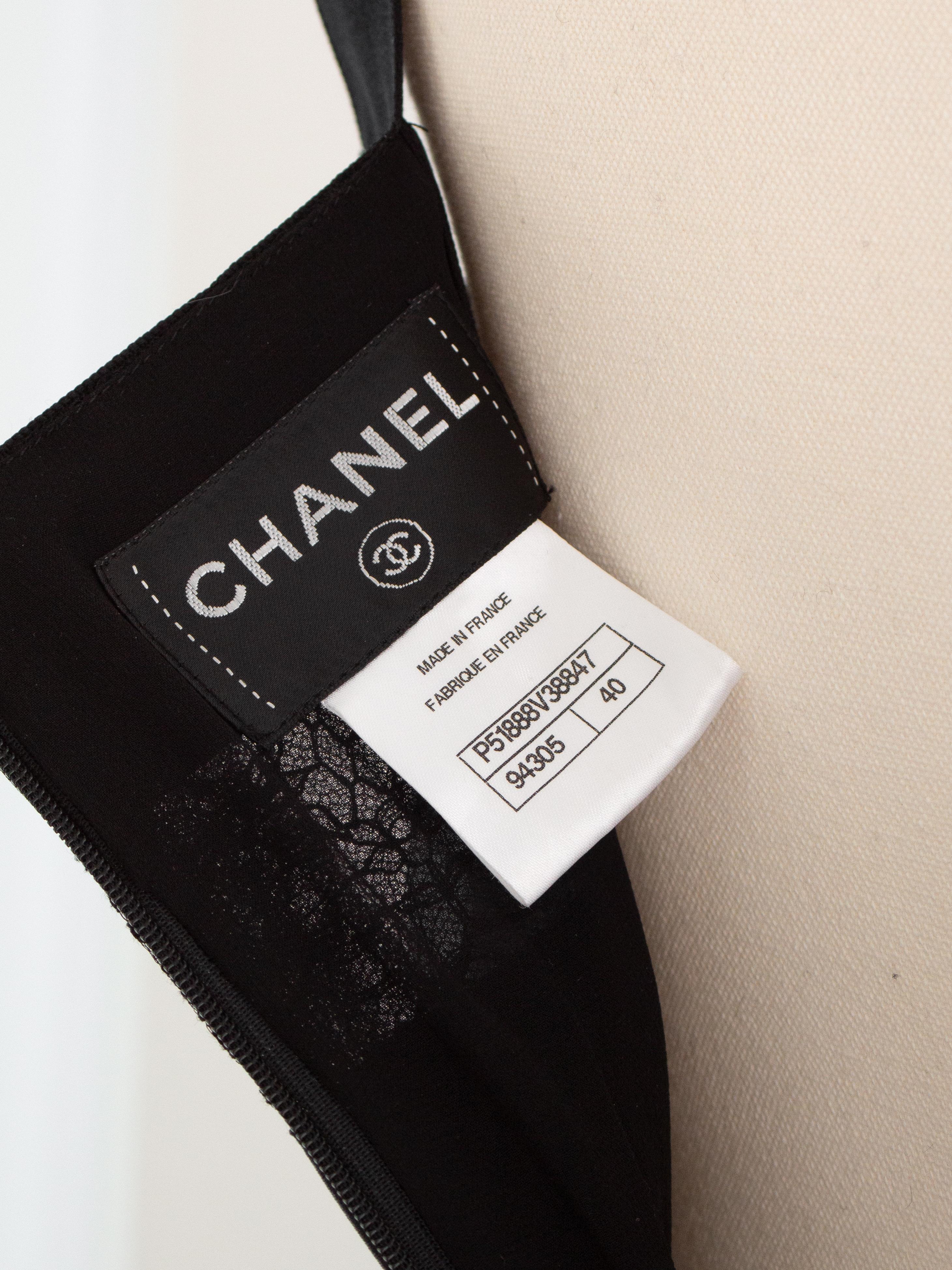 Chanel Pre-Fall 2015 Salzburg Black Lace Bow Edelweiss Metiers D'Art 15A Dress 4