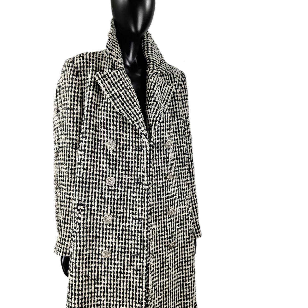 CHANEL  pre fall 2016 long coat Paris-Rome In Excellent Condition In Rubiera, RE