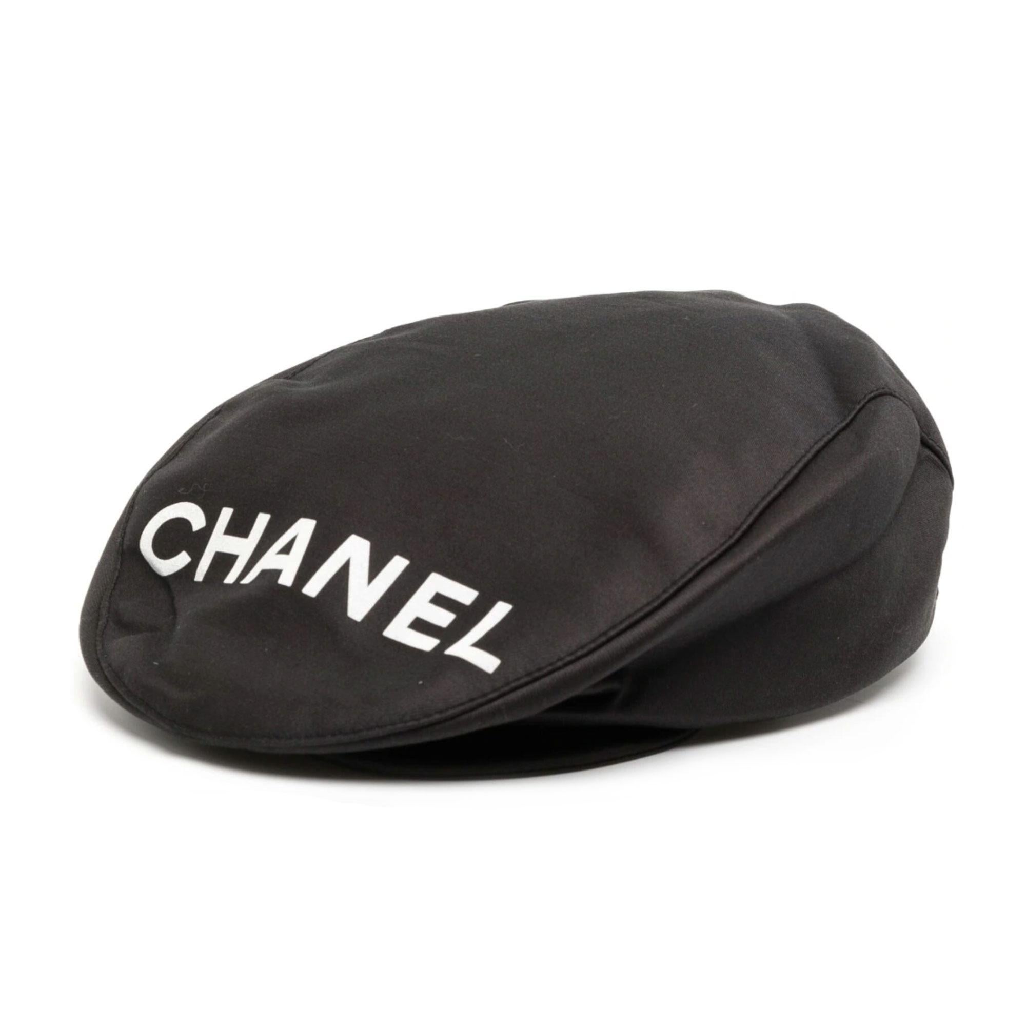 Femenino o masculino CHANEL Pre-Owned 1990-2000s logo print casket hat en venta