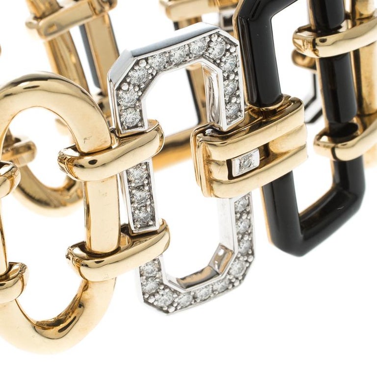 Chanel Première Diamond Onyx and 18K Yellow Gold Chain Link Bracelet ...