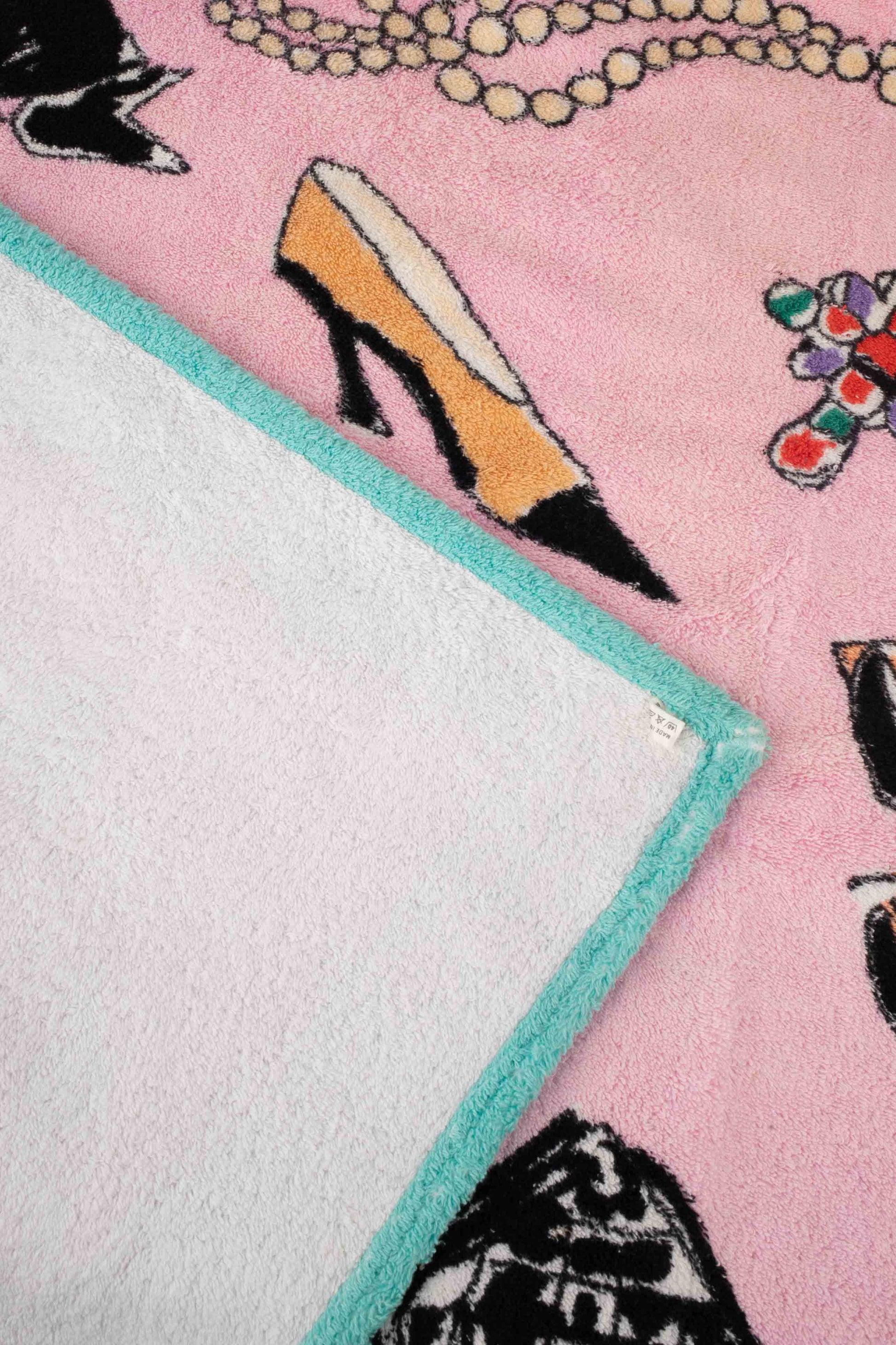 Women's Chanel Pretty vintage Beach Towel