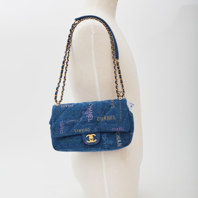 Graffiti handbag Chanel Blue in Denim - Jeans - 28346810