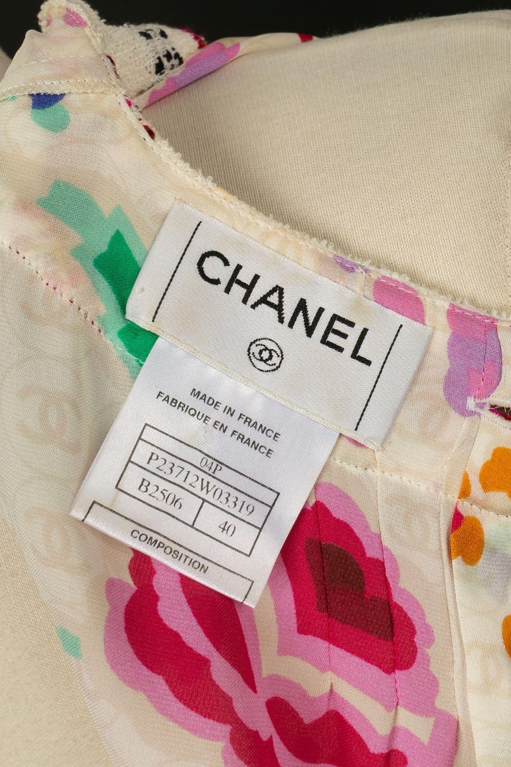Chanel Printed Silk and Tweed Set, 2004 For Sale 8