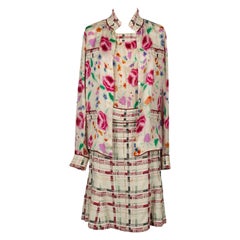 Chanel, Set aus bedruckter Seide und Tweed, 2004
