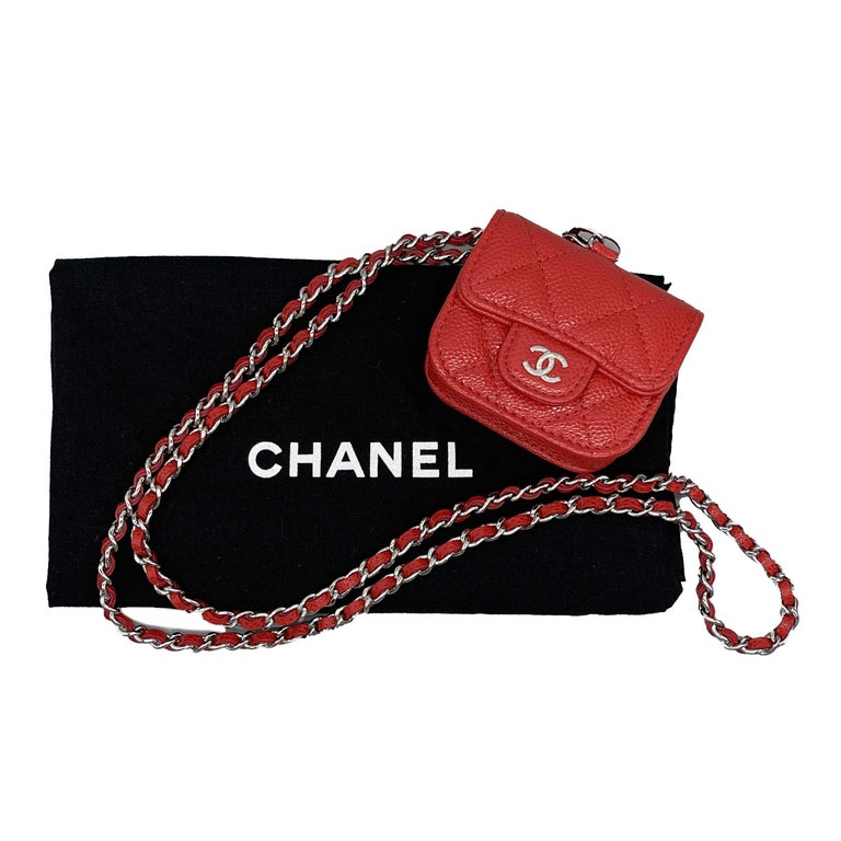 CHANEL Pristine Quilted Caviar Leather CC Airpod Pro Case / Necklace For  Sale at 1stDibs